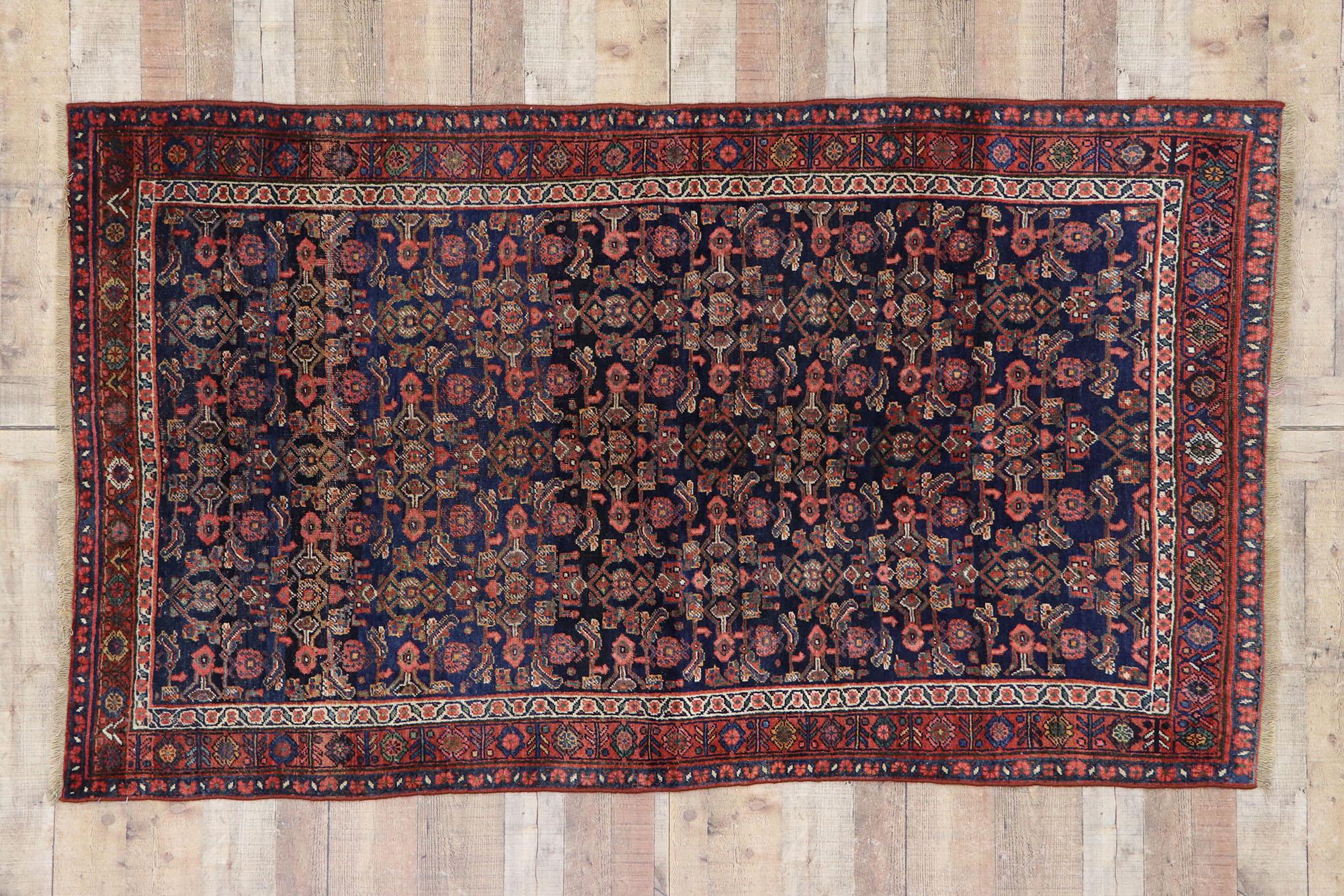 Antique Persian Bijar Rug with Victorian Style For Sale 1