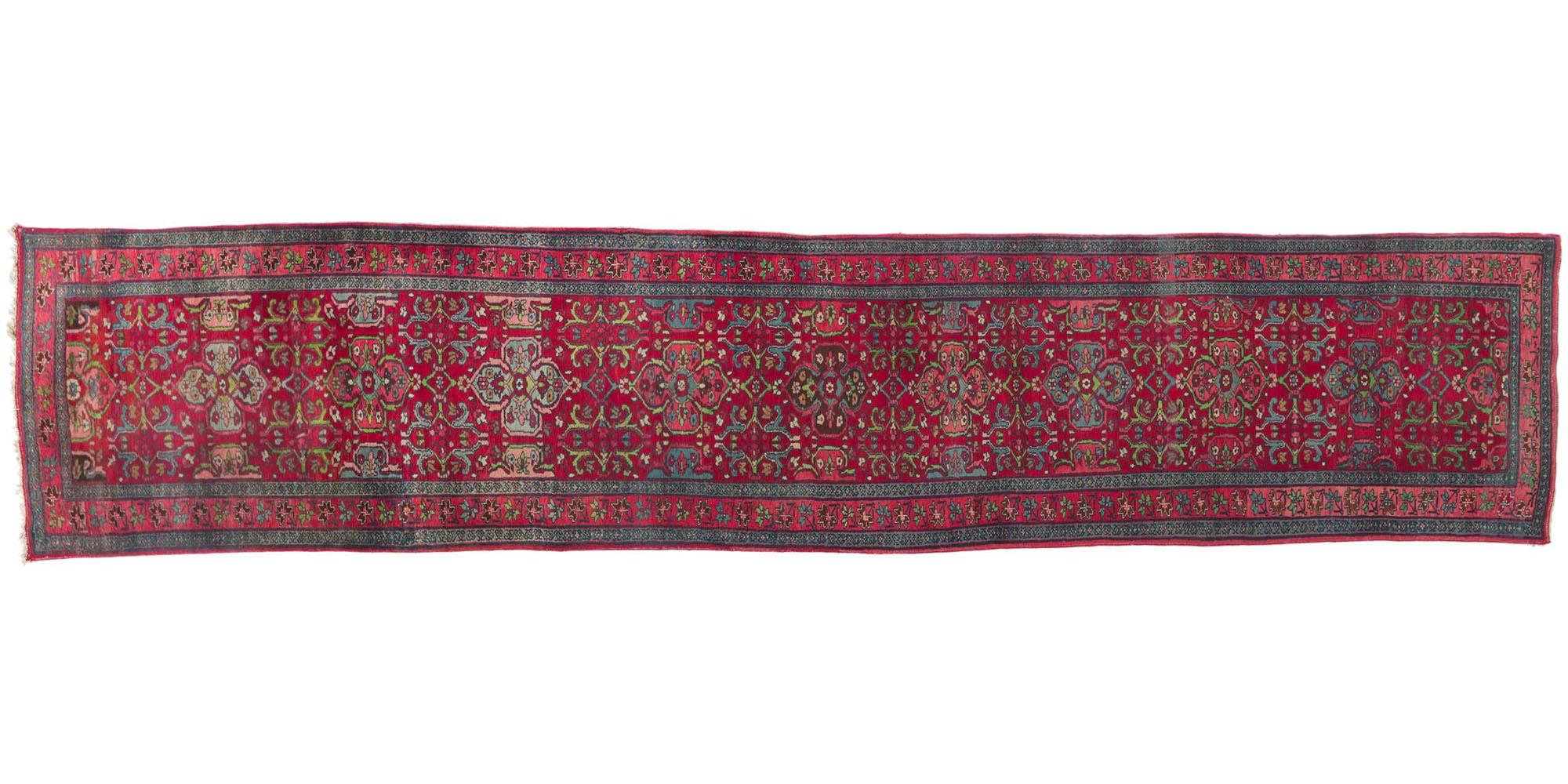 Antique Persian Bijar Carpet with Traditional Style For Sale 2