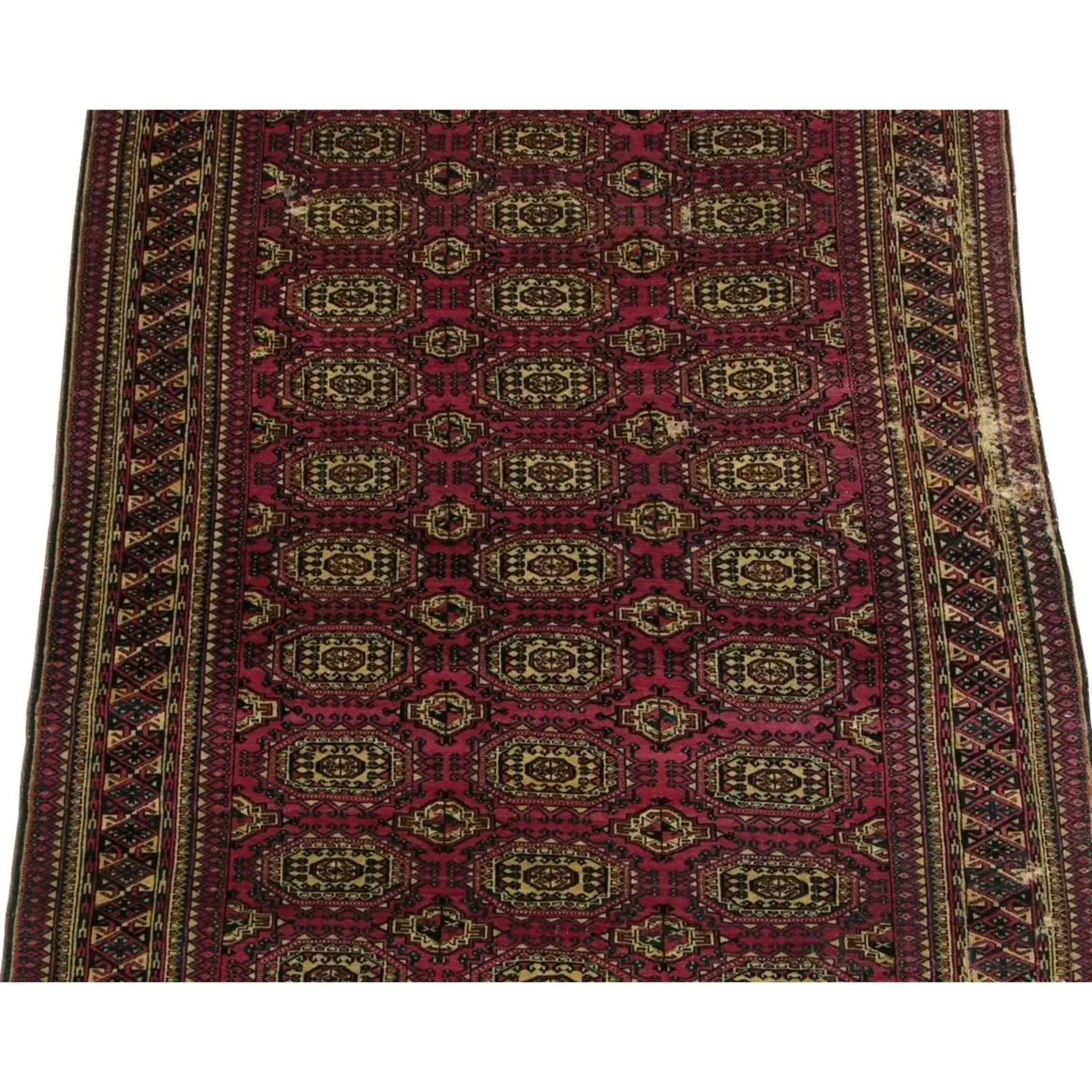 Antique Persian Bokhara Wool Rug-7'2'' X 4'10'' In Good Condition For Sale In Los Angeles, US