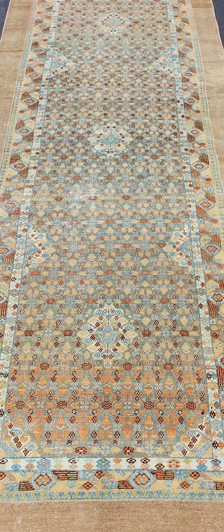Antique Persian Camel Hair Serab Runner with Geometric Design in Light Colors For Sale 6