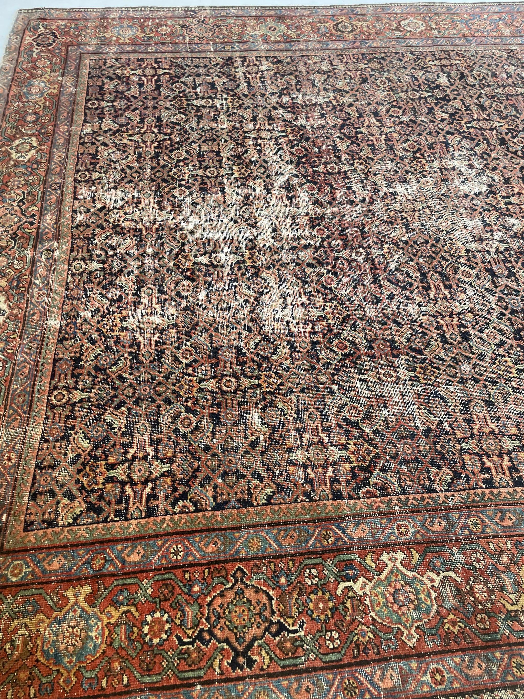 Antique Persian Carpet Rug in Deep Old-World Indigo, circa 1900-1915's In Good Condition For Sale In Milwaukee, WI