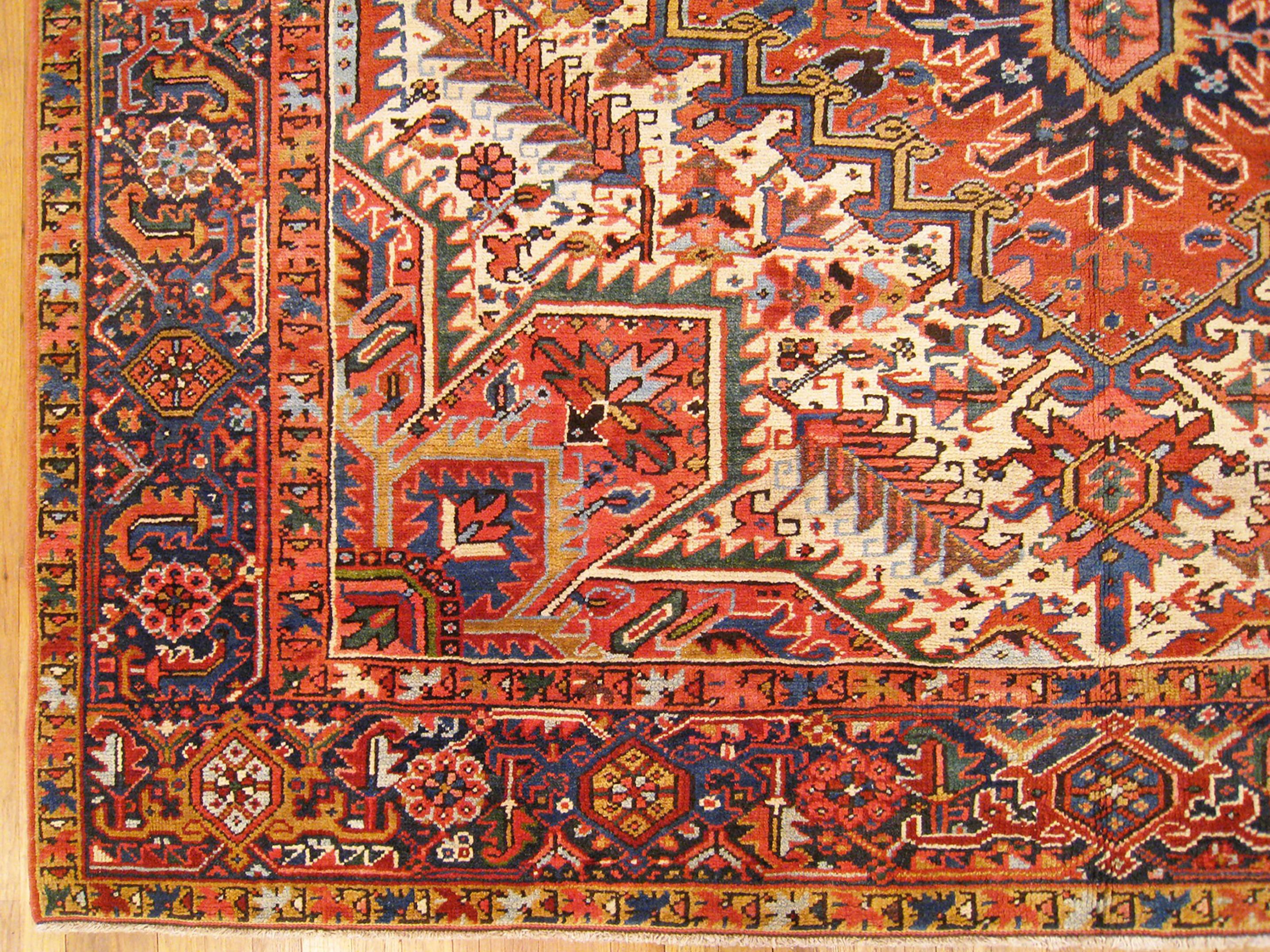 Antique Persian Decorative Oriental Heriz Rug in Room Size In Good Condition For Sale In New York, NY