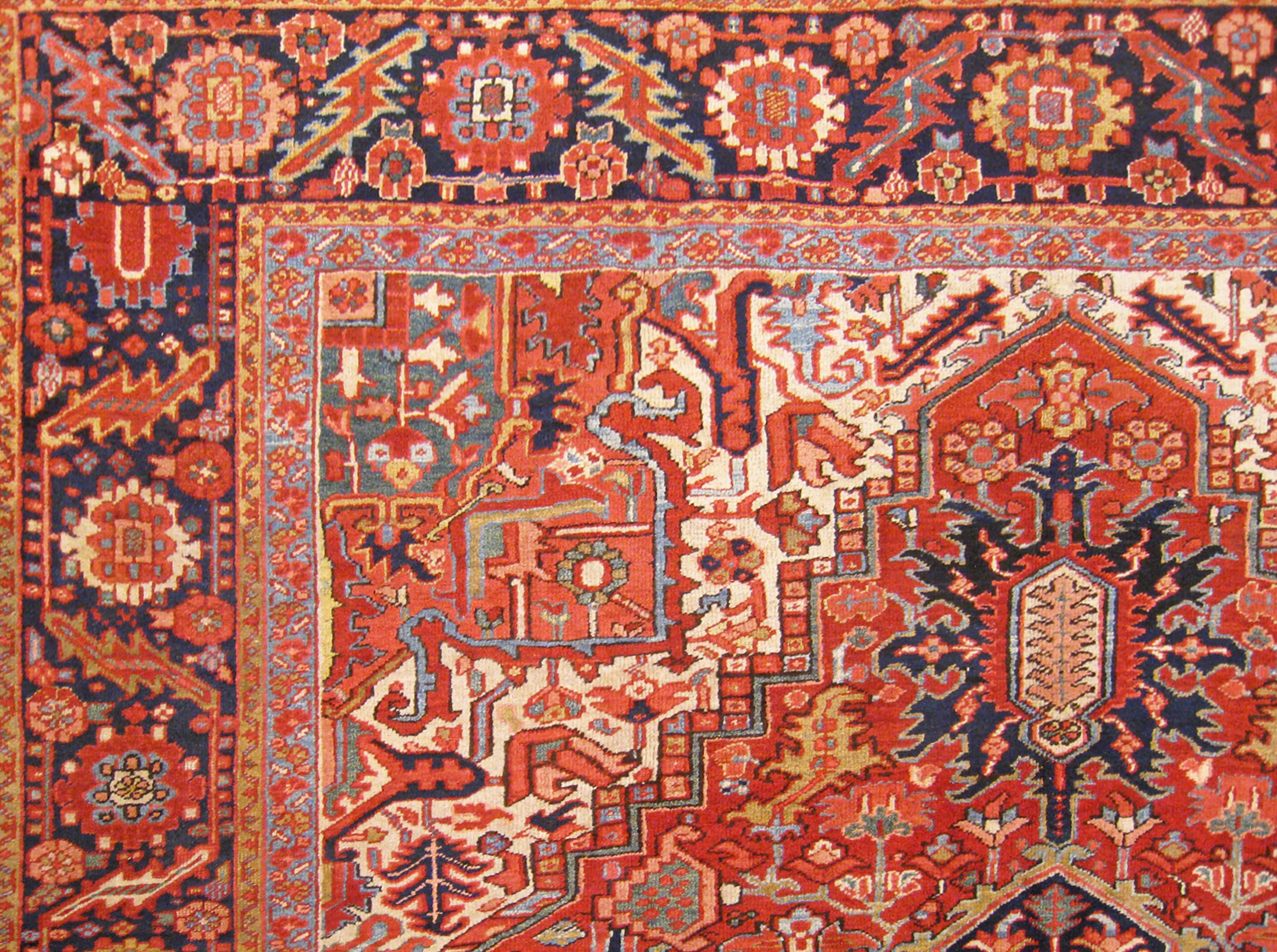 Antique Persian Decorative Oriental Heriz Rug in Room Size For Sale 1