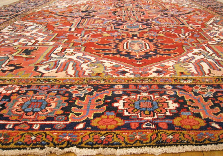 Antique Persian Decorative Oriental Heriz Rug in Room Size For Sale at