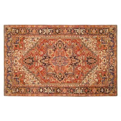  Antiker persischer dekorativer orientalischer Heriz-Teppich in Zimmergröße