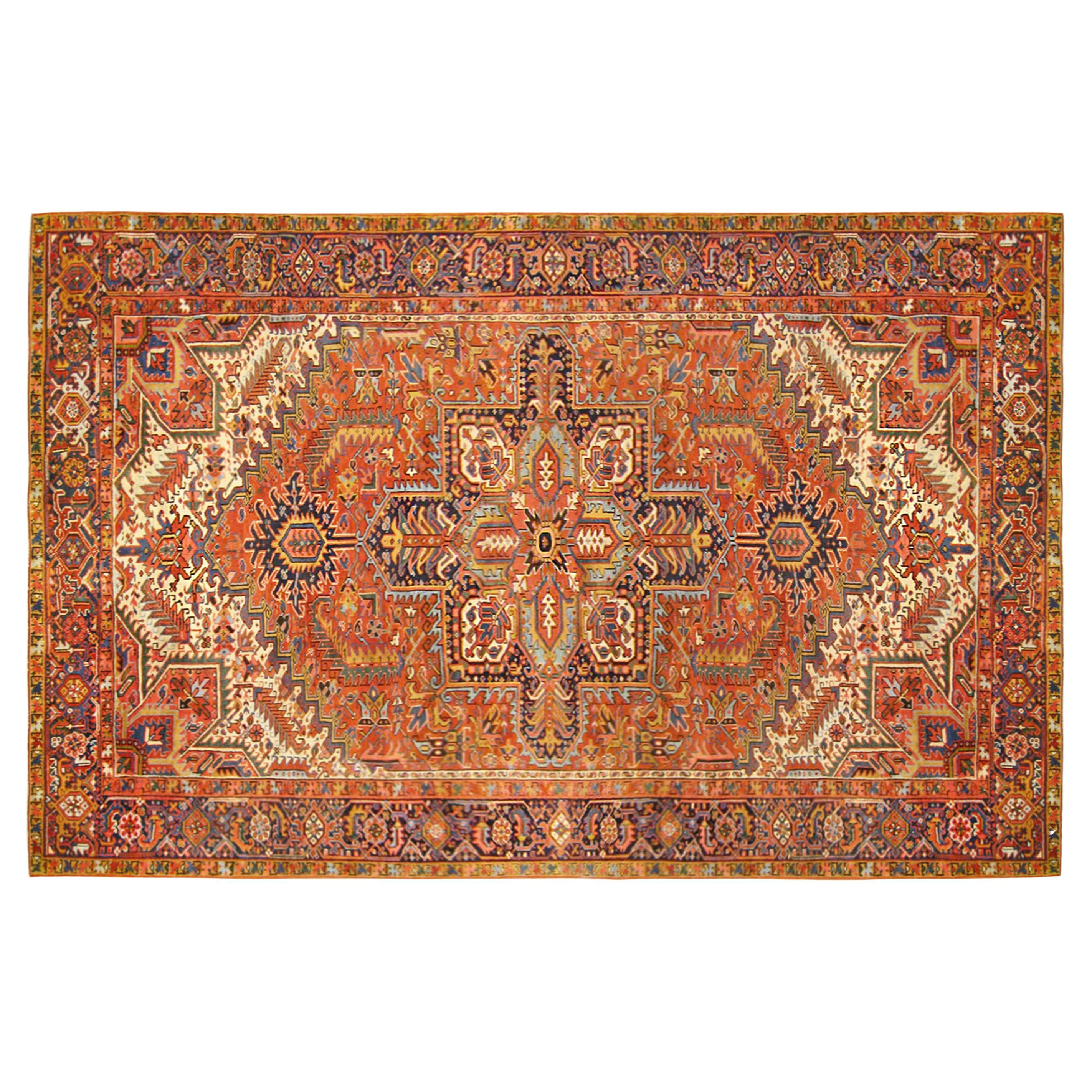 Antique Persian Decorative Oriental Heriz Rug in Room Size For Sale