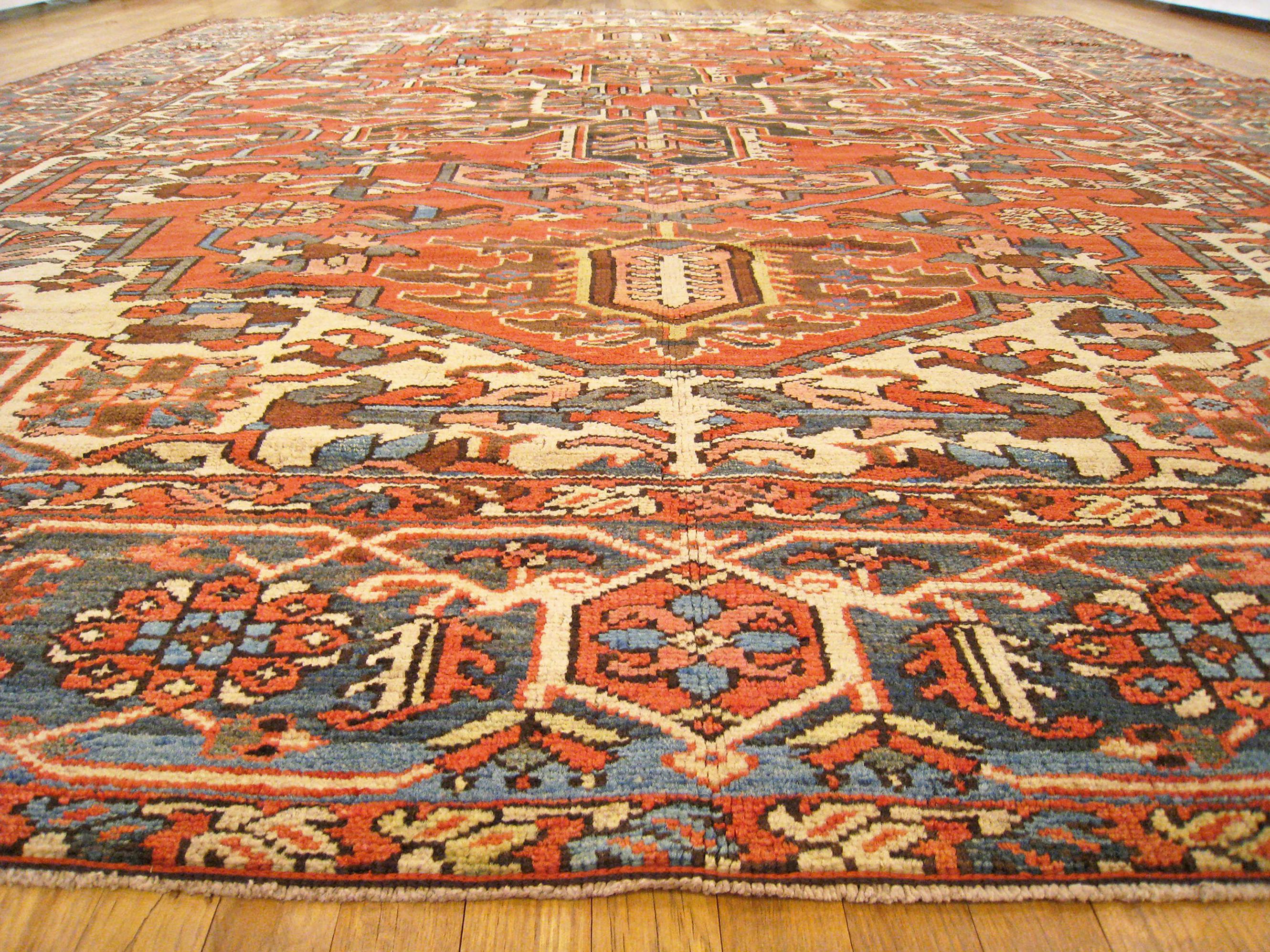 Antique Persian Decorative Oriental Heriz Serapi Rug in Room Size For Sale 6