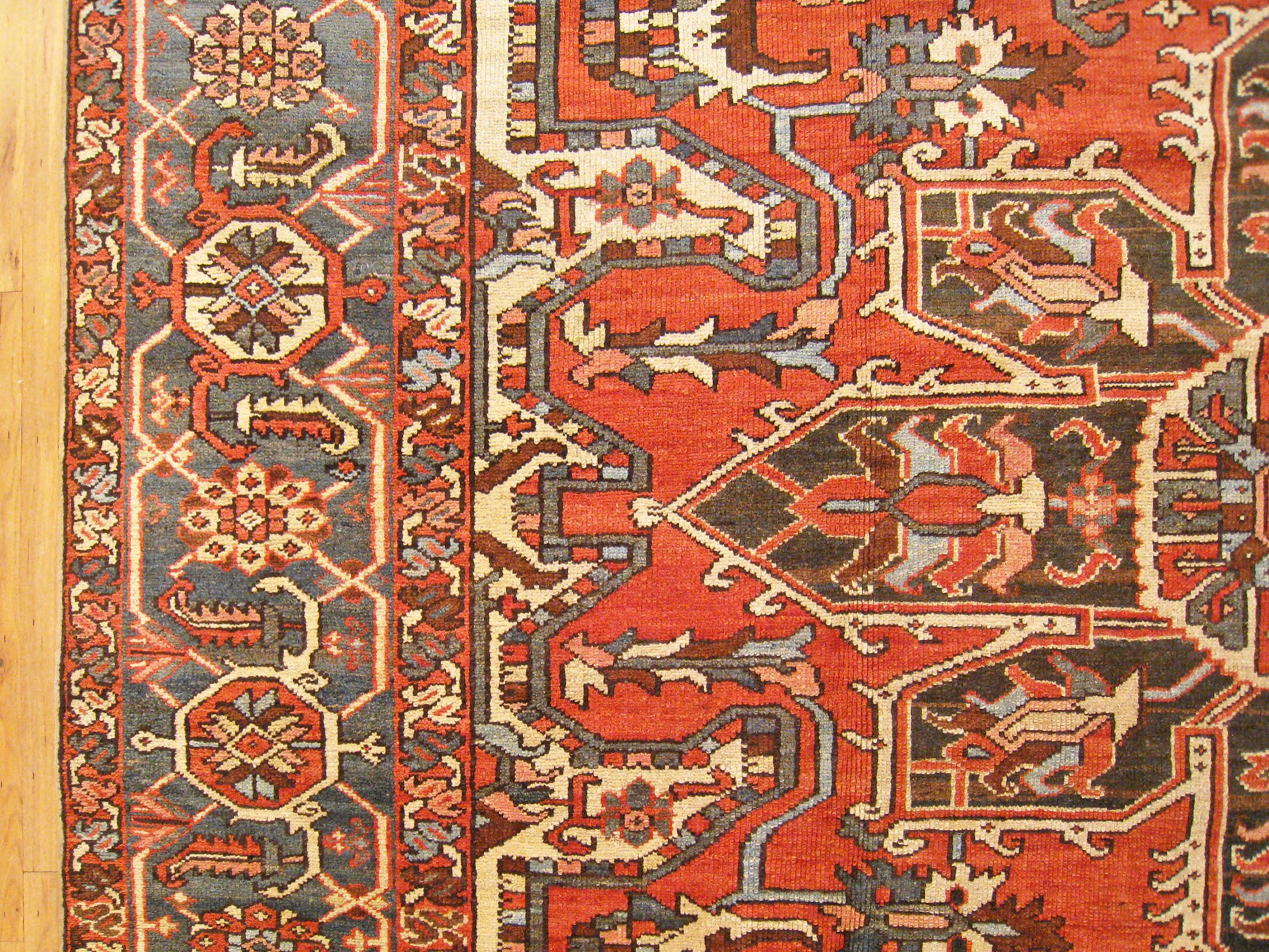Antique Persian Decorative Oriental Heriz Serapi Rug in Room Size For Sale 1