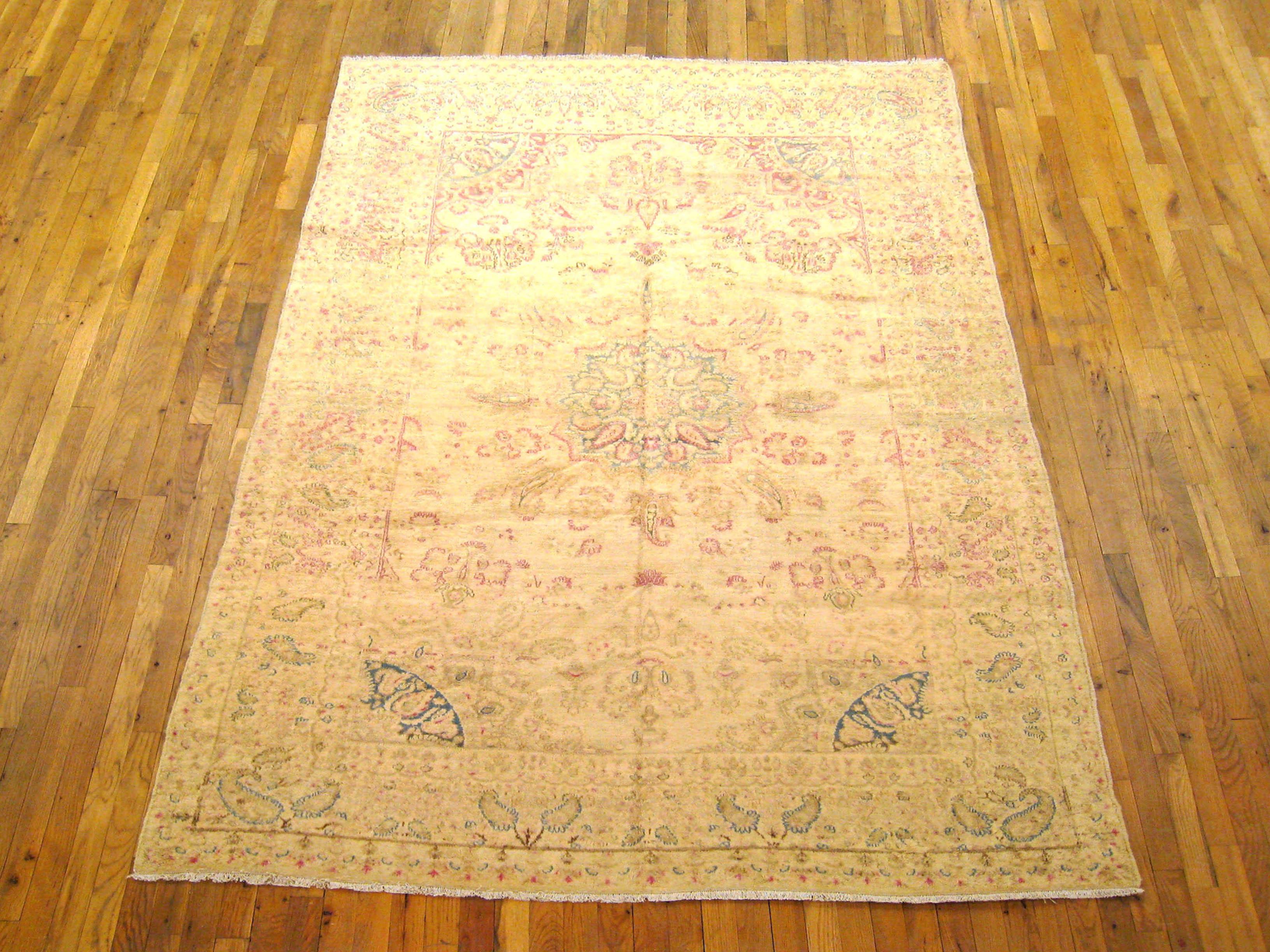 Antique Persian Kerman oriental carpet, size 9'4