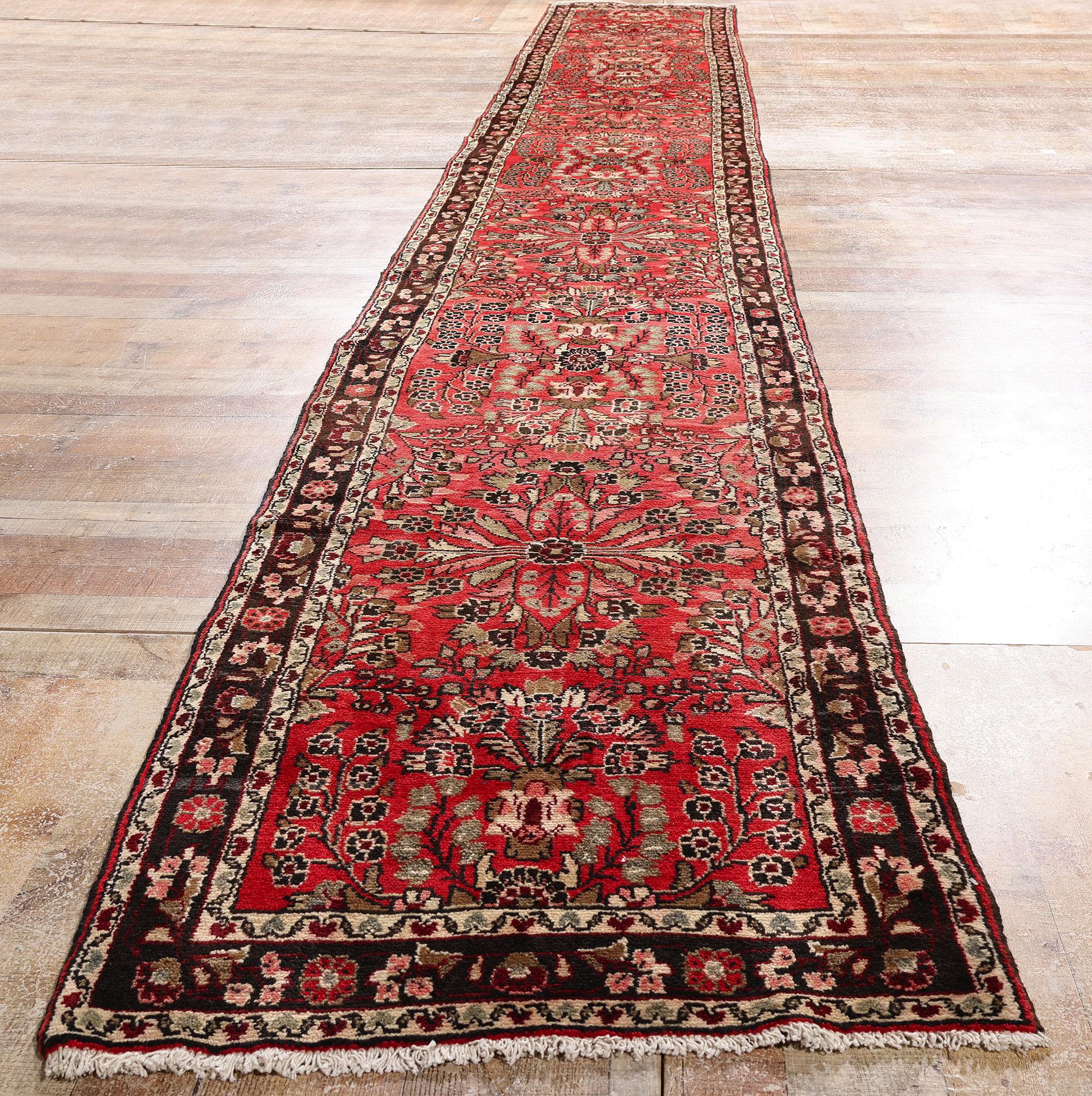 Antique Persian Dergazine Hamadan Carpet with Traditional Style For Sale 2