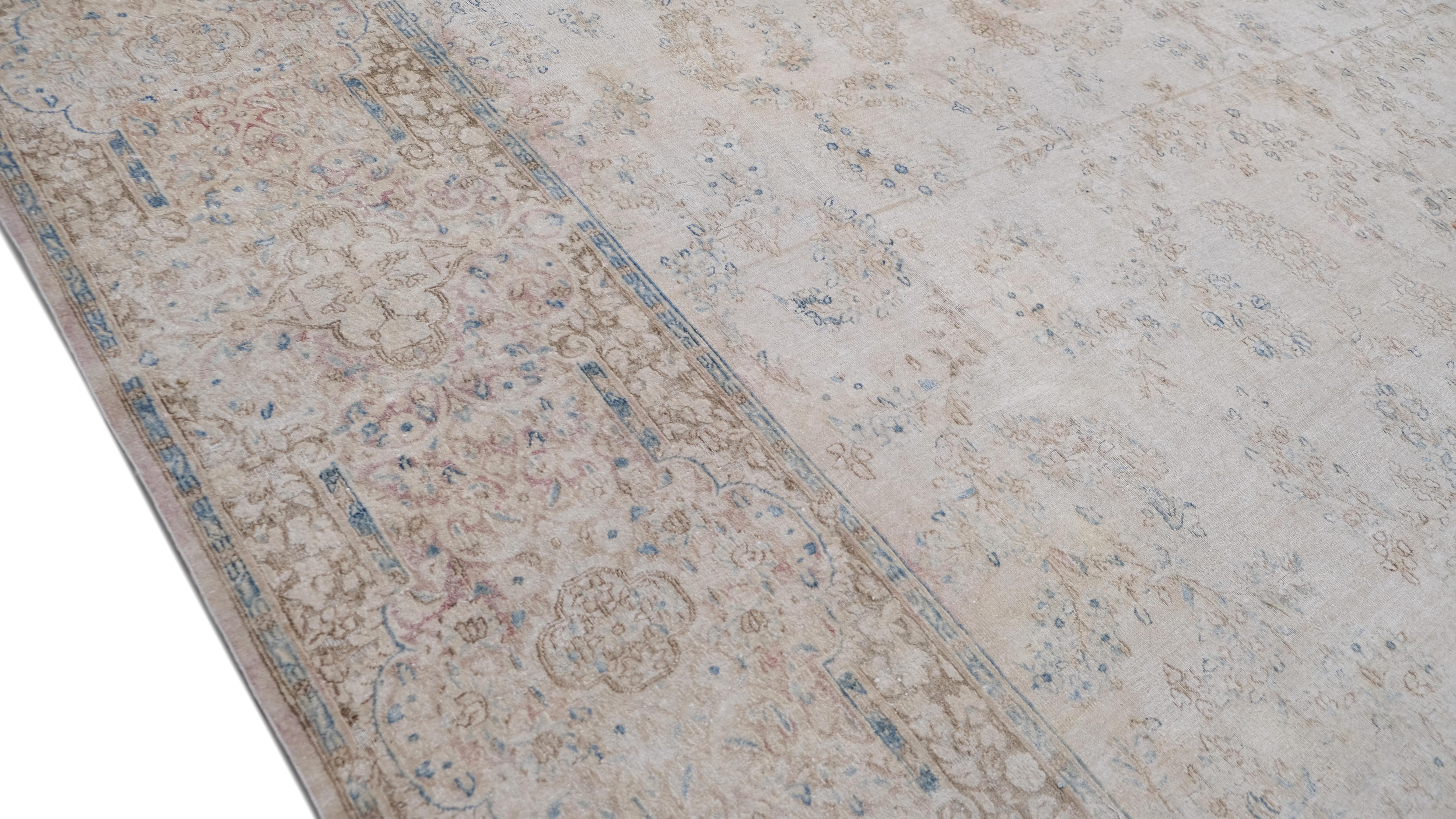 XX secolo Tappeto antico Persiano Distressed Muted Neutral Palette Wool 11'7''x24'7'' in vendita