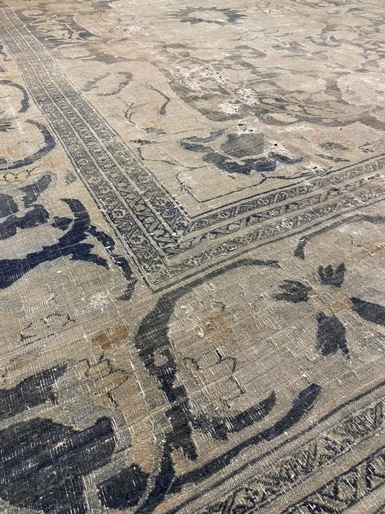 Antiker persischer Dorokhsh-Teppich (Persisch) im Angebot