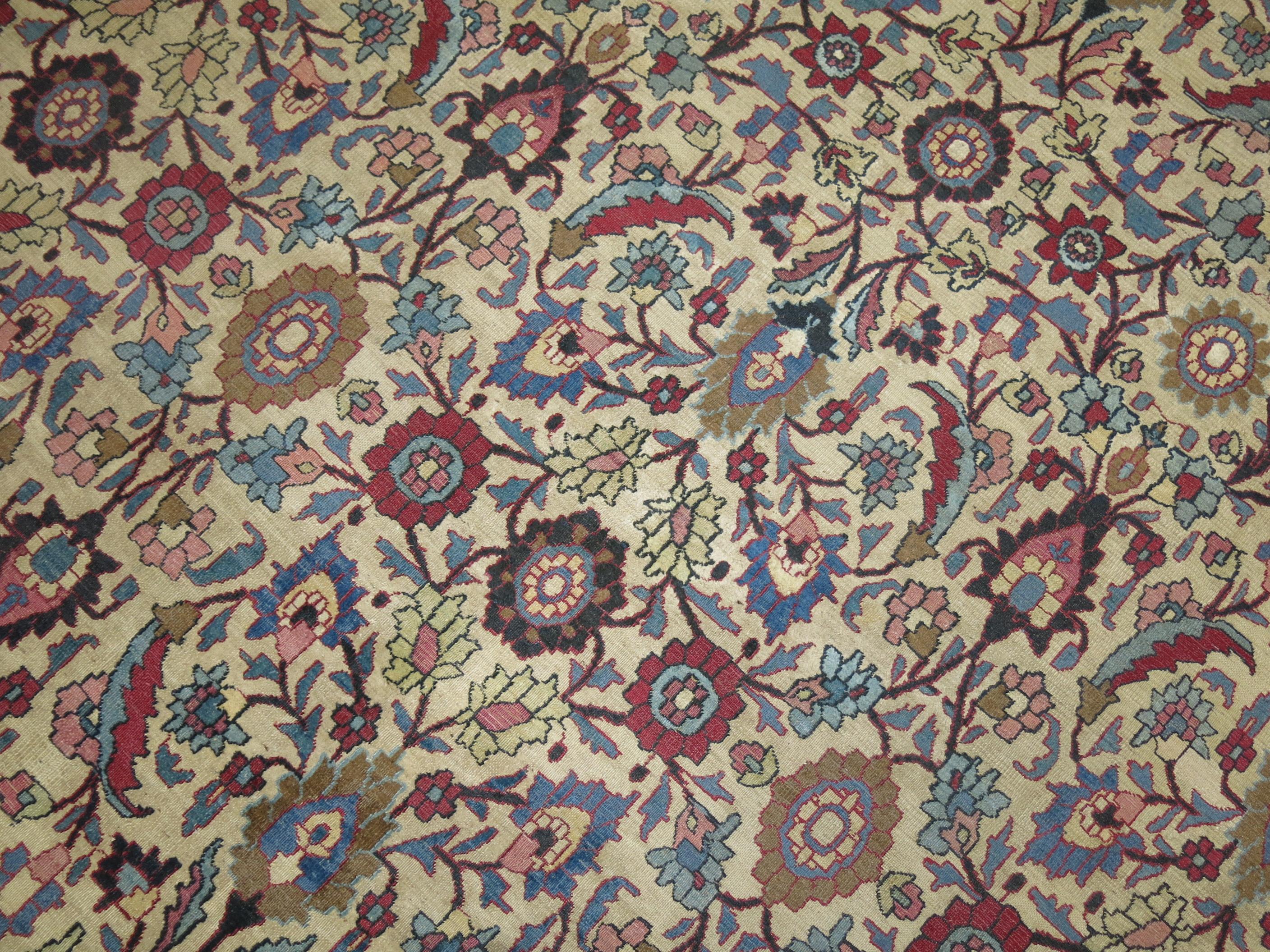 Late 19th Century Antique Persian Doroksh Carpet For Sale 7