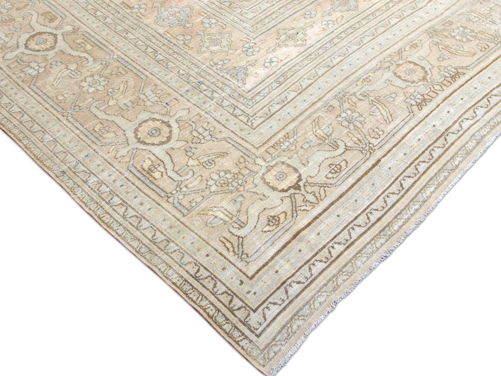 Victorien Antique Persian Doroksh Rug - 17'4
