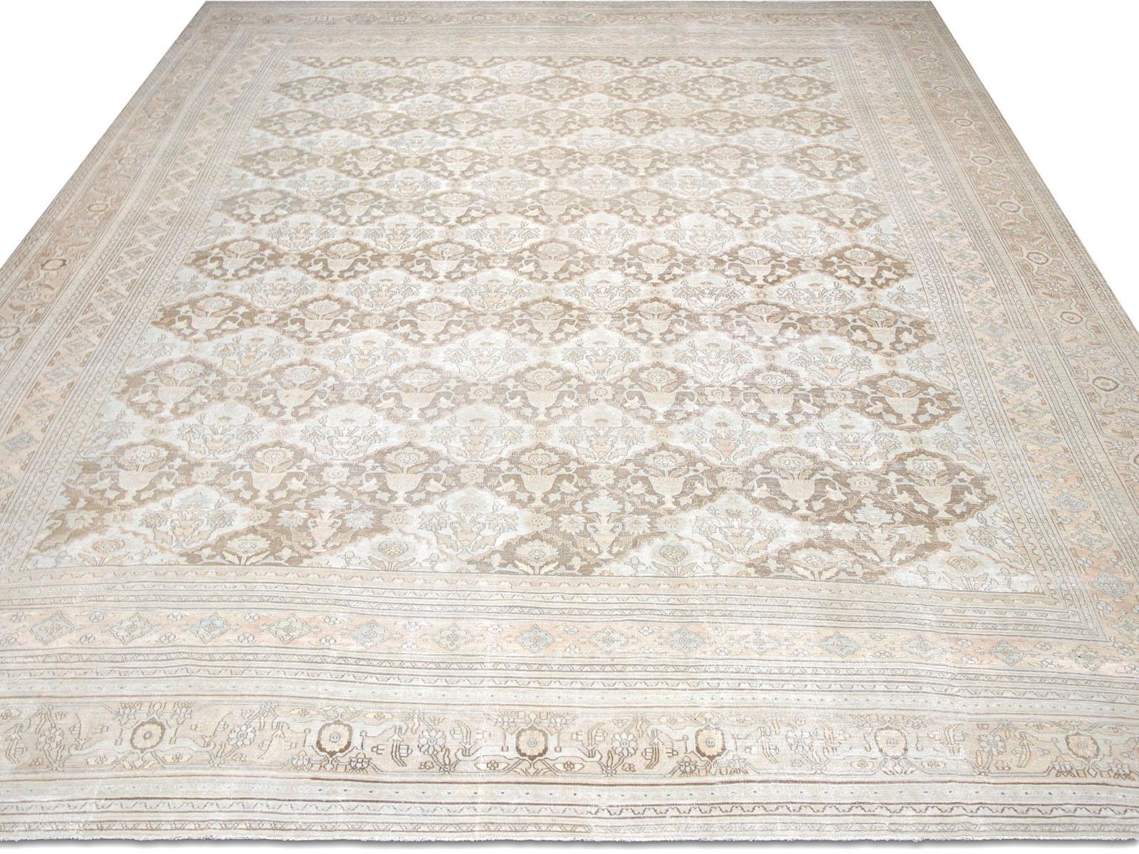 Début du 20ème siècle Antique Persian Doroksh Rug - 17'4