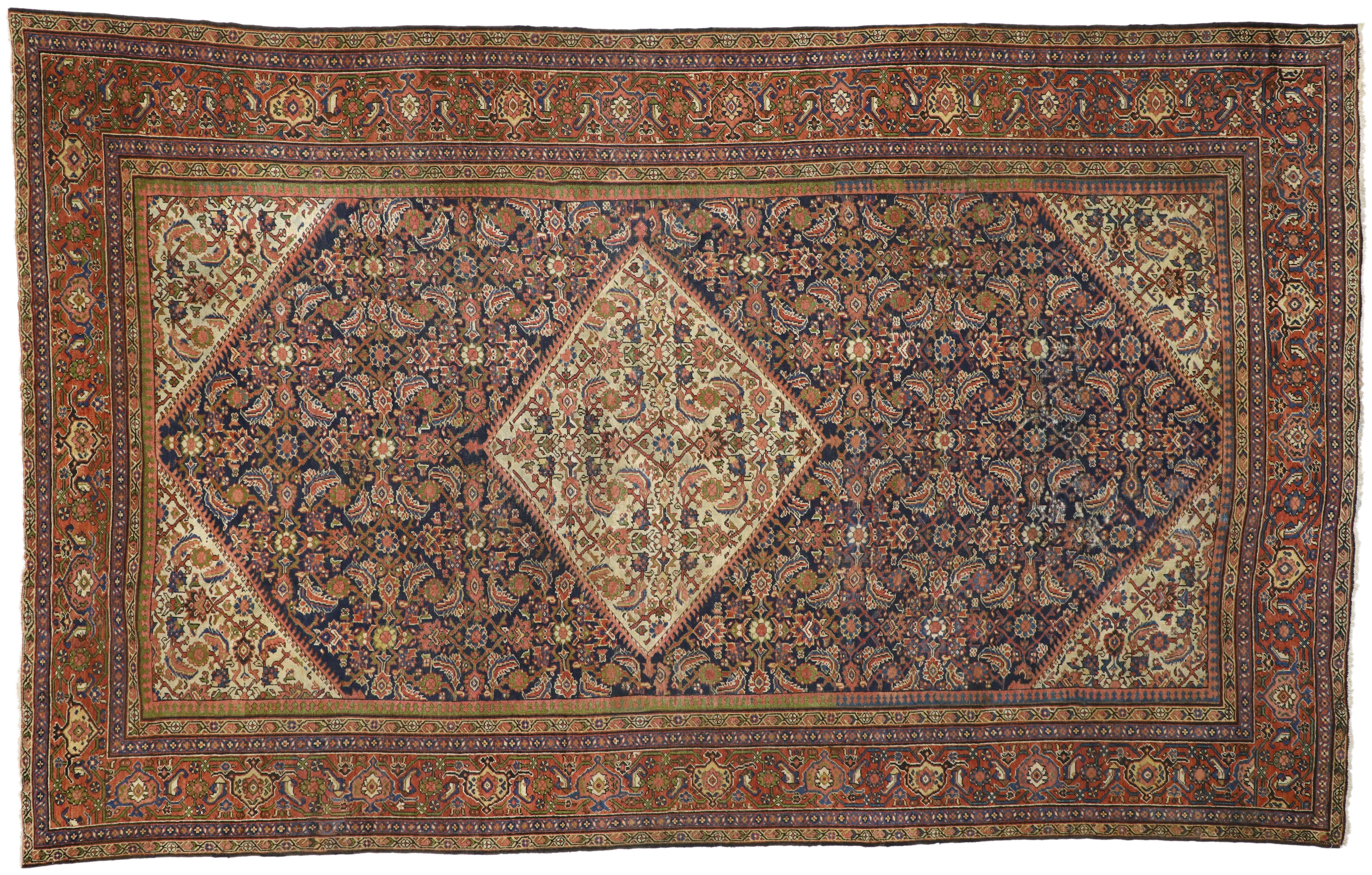 Antique Persian Farahan Gallery Rug with Modern Traditional Style For Sale 5
