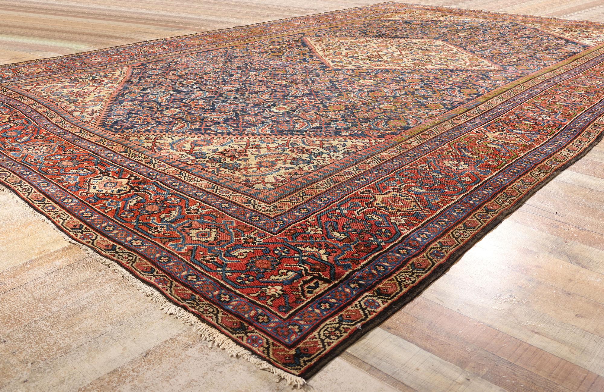 Hand-Knotted Late 19th Century Antique Persian Farahan Carpet with Traditional Style For Sale