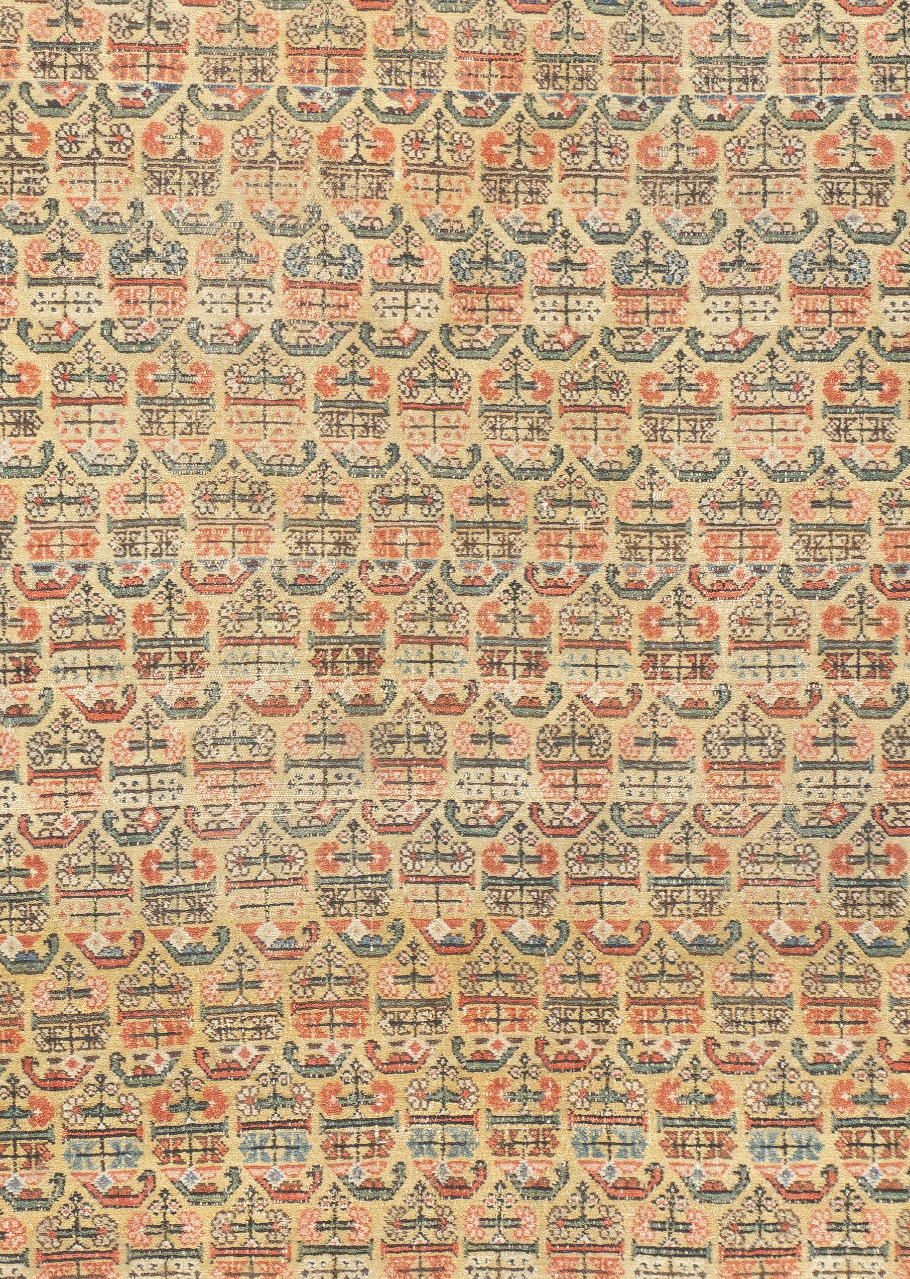 Antiker persischer Farahan-Teppich 3'3'' x 4'9'' (Persisch) im Angebot