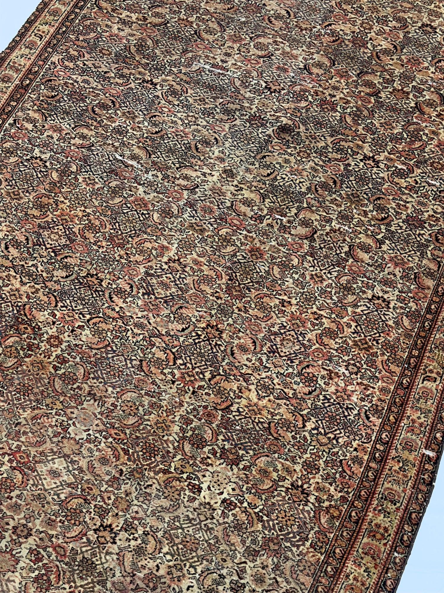 Antiker persischer Farahan Teppich 3'9