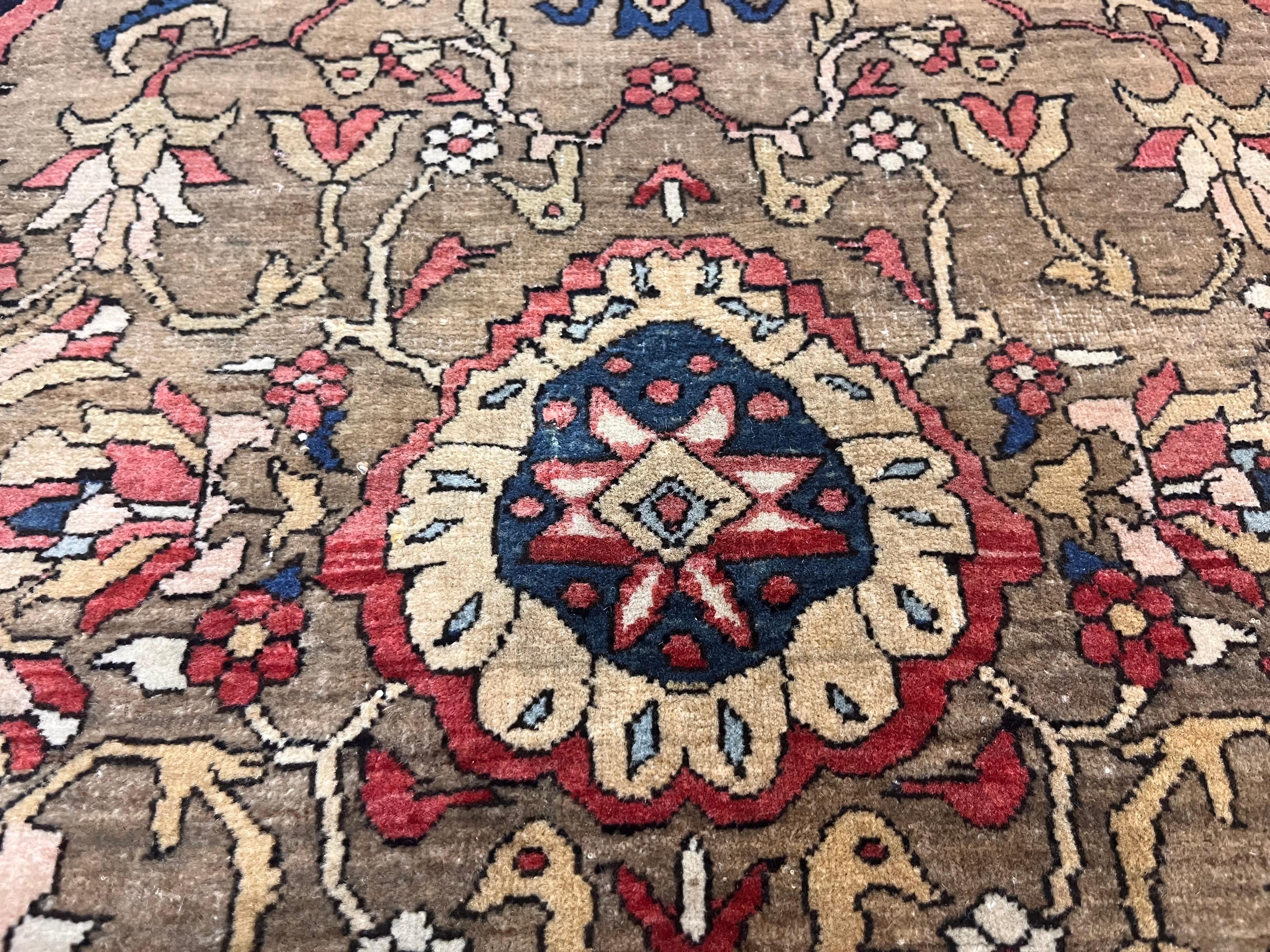 Antike persische Farahan Teppich 4'4