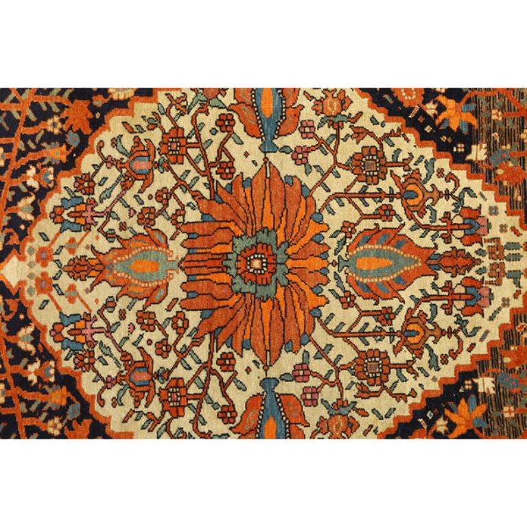 Perse Tapis persan Farahan ancien - Taille : 6 pieds 5 po. x 4 pieds 2 po. en vente