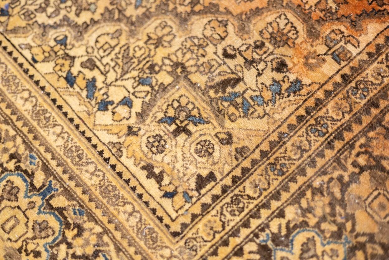 Antique Persian Farahan Sarouk 3'5