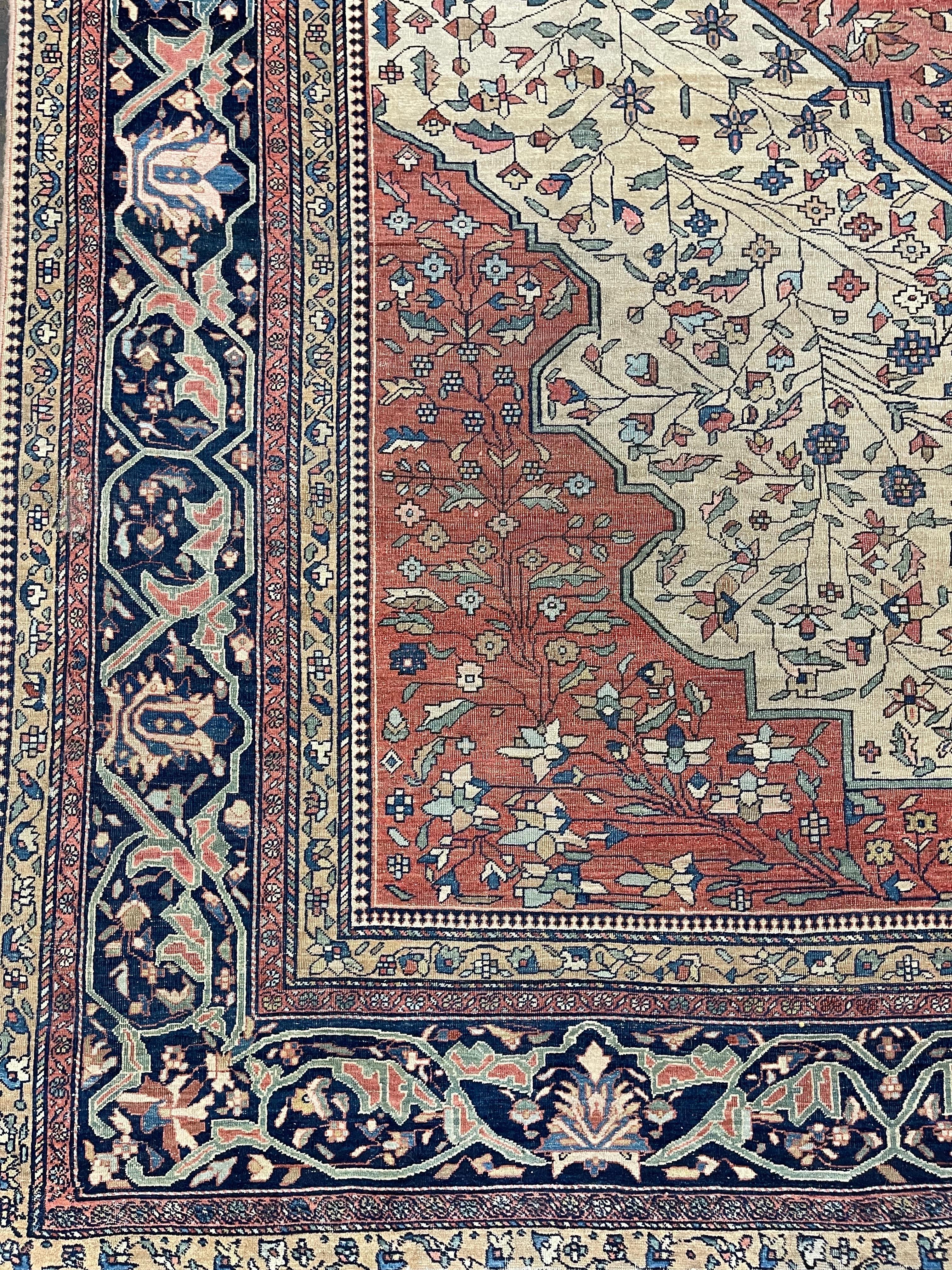 Early 20th Century Antique Persian Farahan Sarouk, circa 1900 For Sale