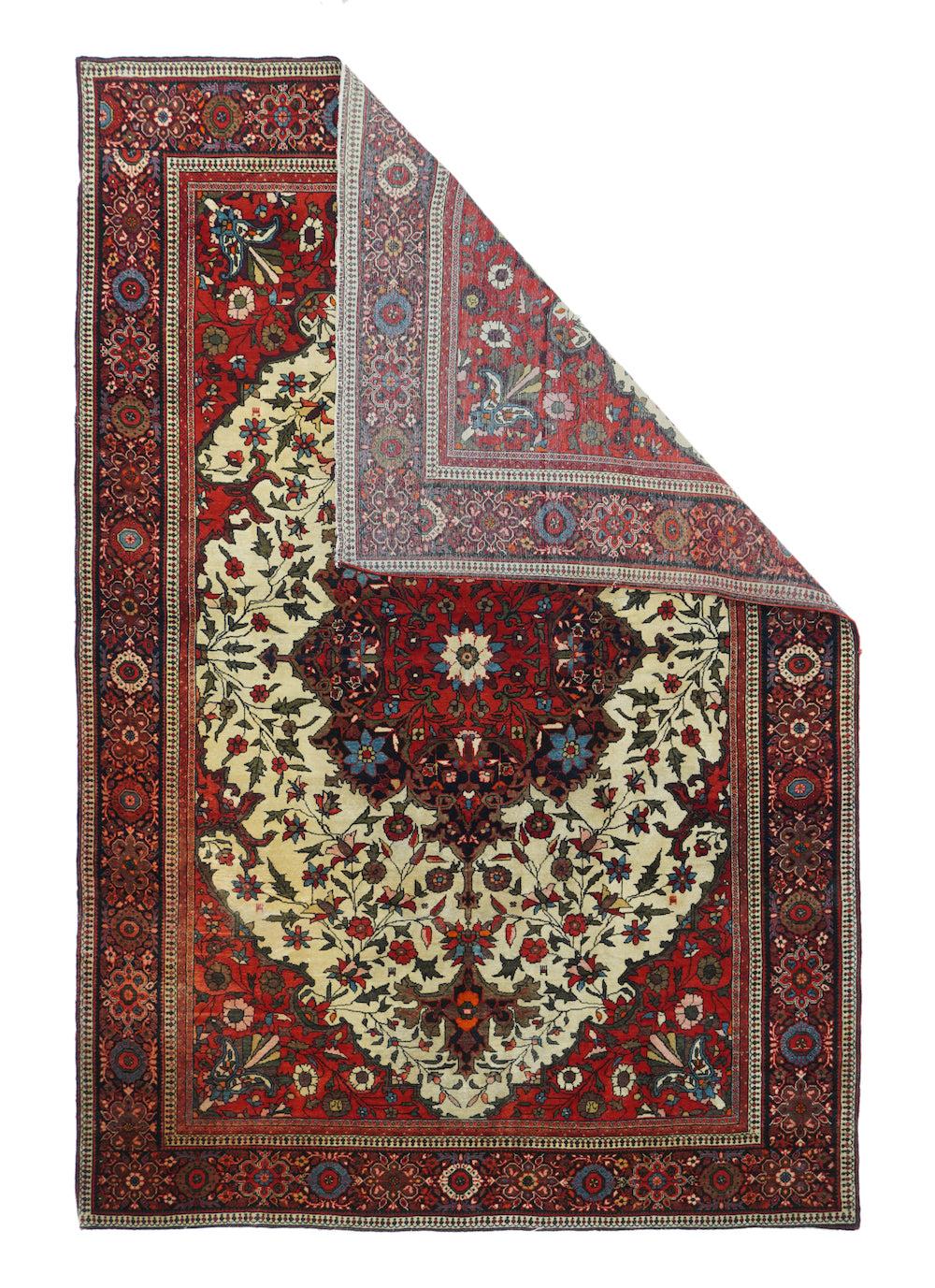 Sarouk rugs have been produced for much of the 20th century. The early successes of the Sarouk rug are largely owed to the American market. From the 1910s-1950s, the 