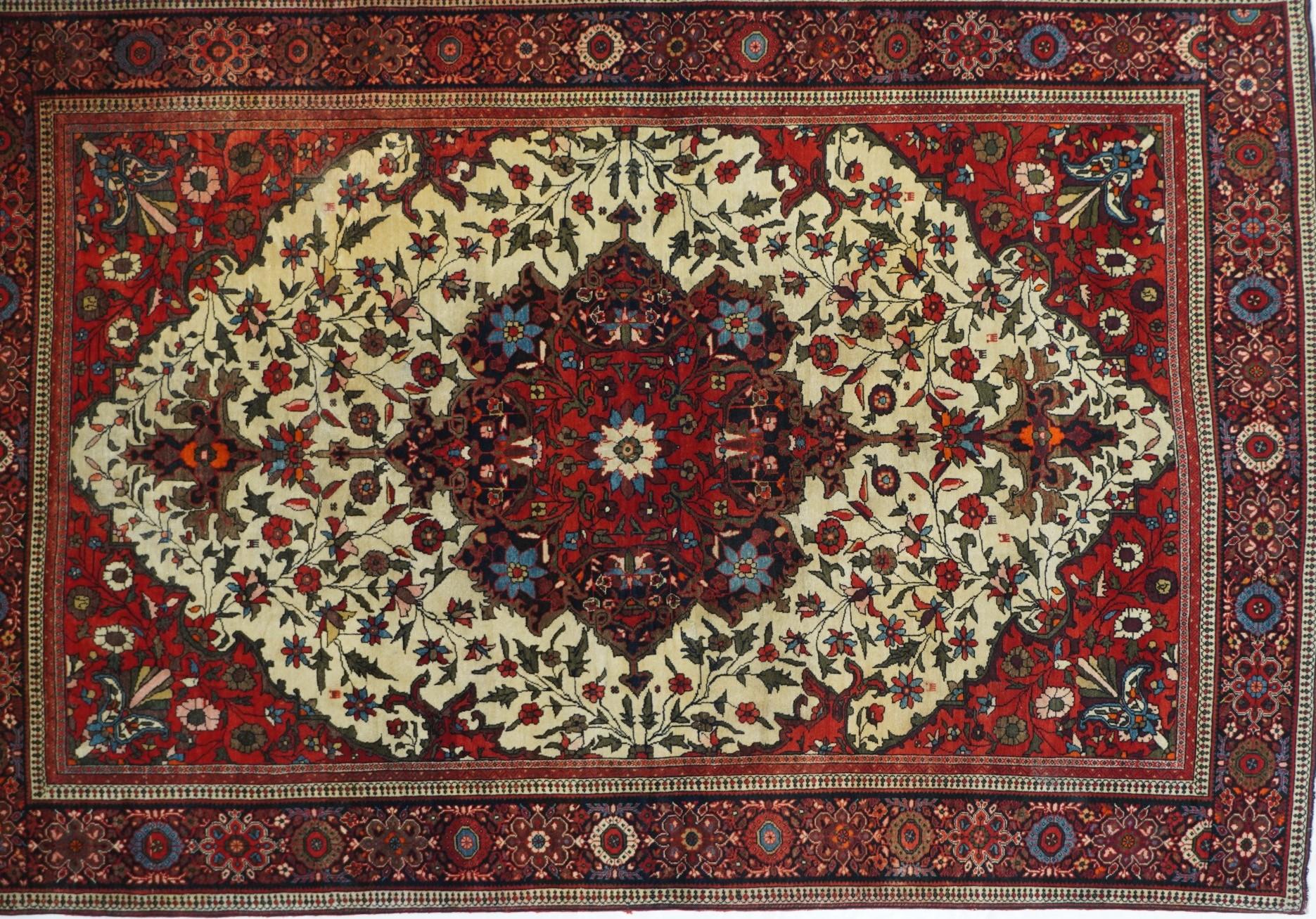 Sarouk Farahan Ancien tapis Farahan Sarouk 4'3'' x 6'4'' en vente