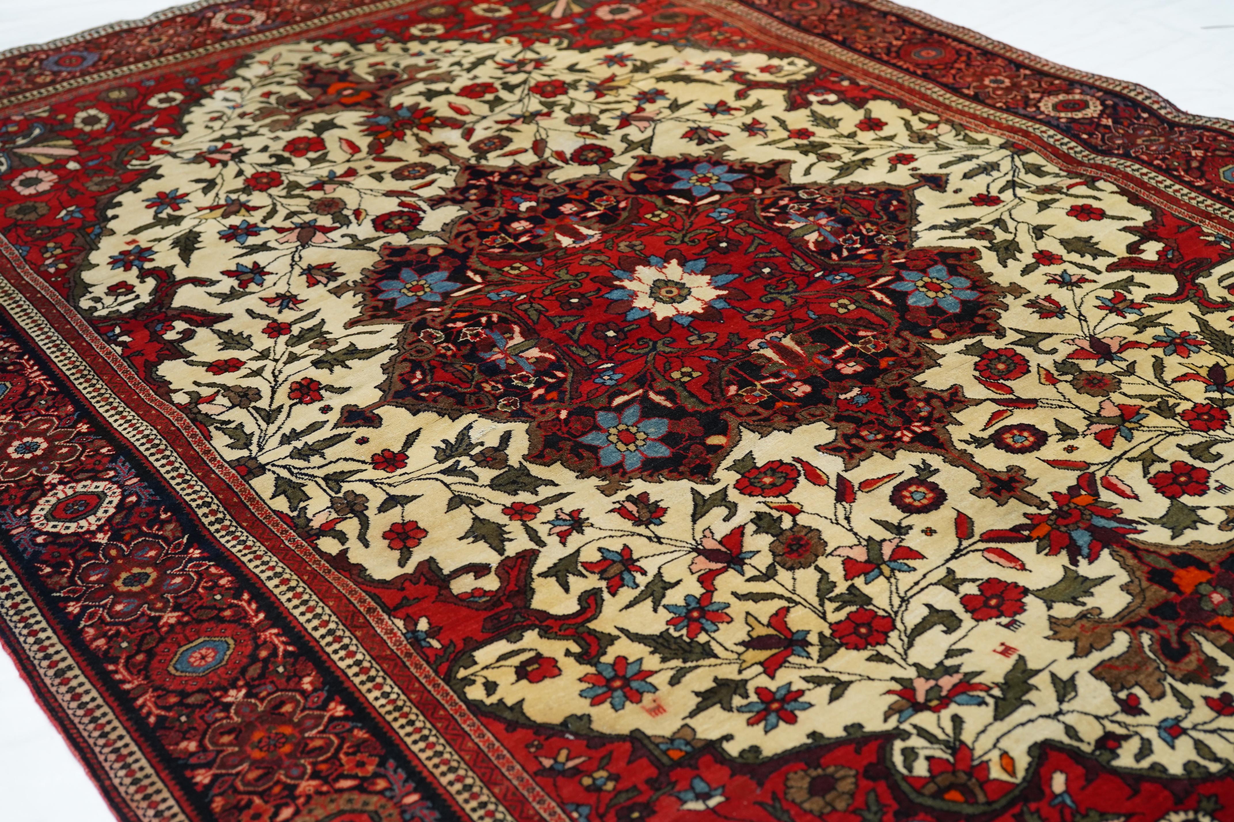 Ancien tapis Farahan Sarouk 4'3'' x 6'4'' Excellent état - En vente à New York, NY