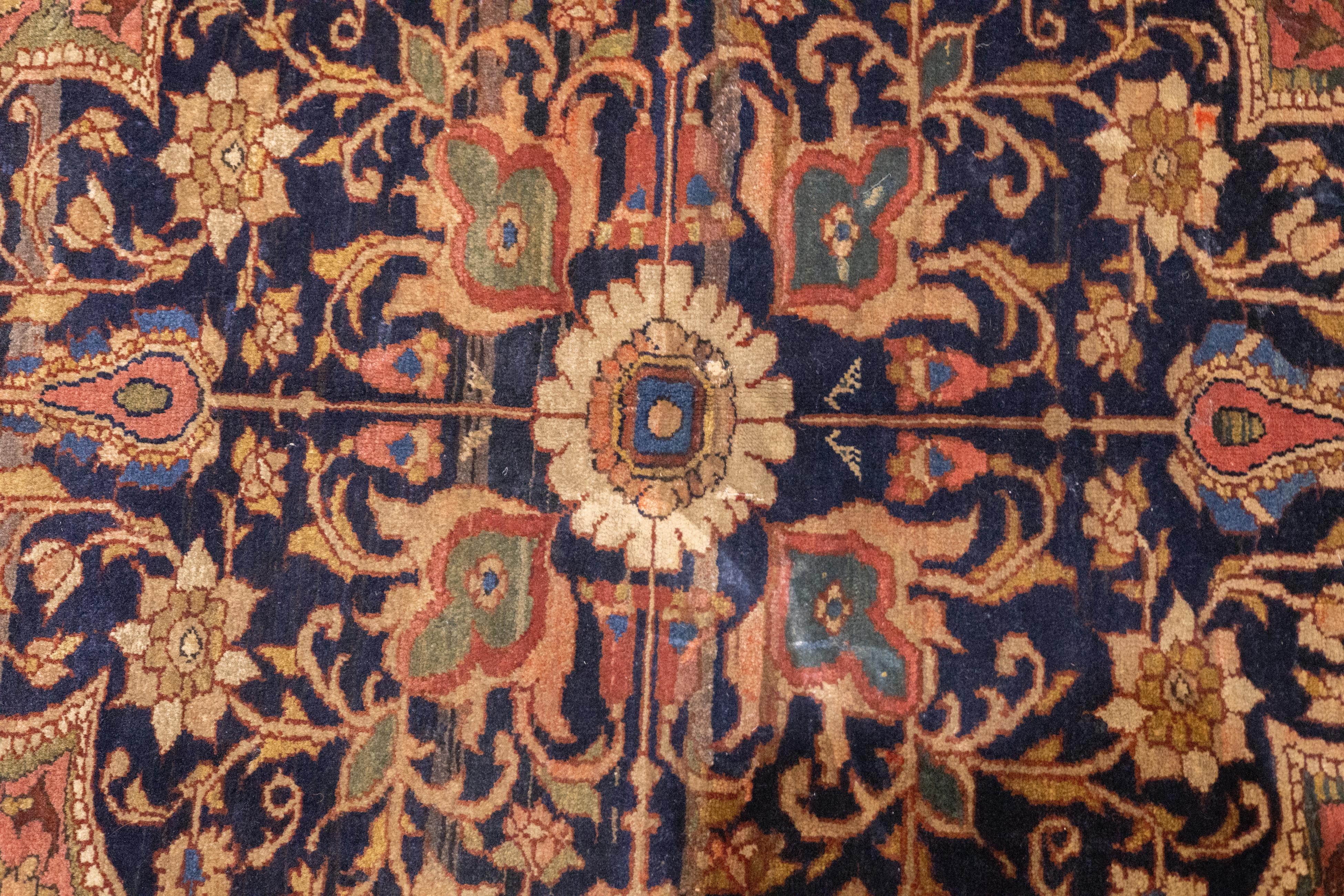 Antique Persian Farahan Sarouk Rug 4'6'' x 6'7'' For Sale 1
