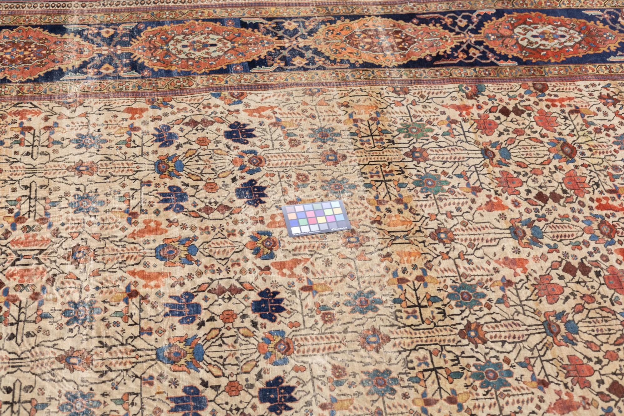 Antiker persischer Sarouk Farahan Teppich 6'10 x 9'6 im Angebot 1