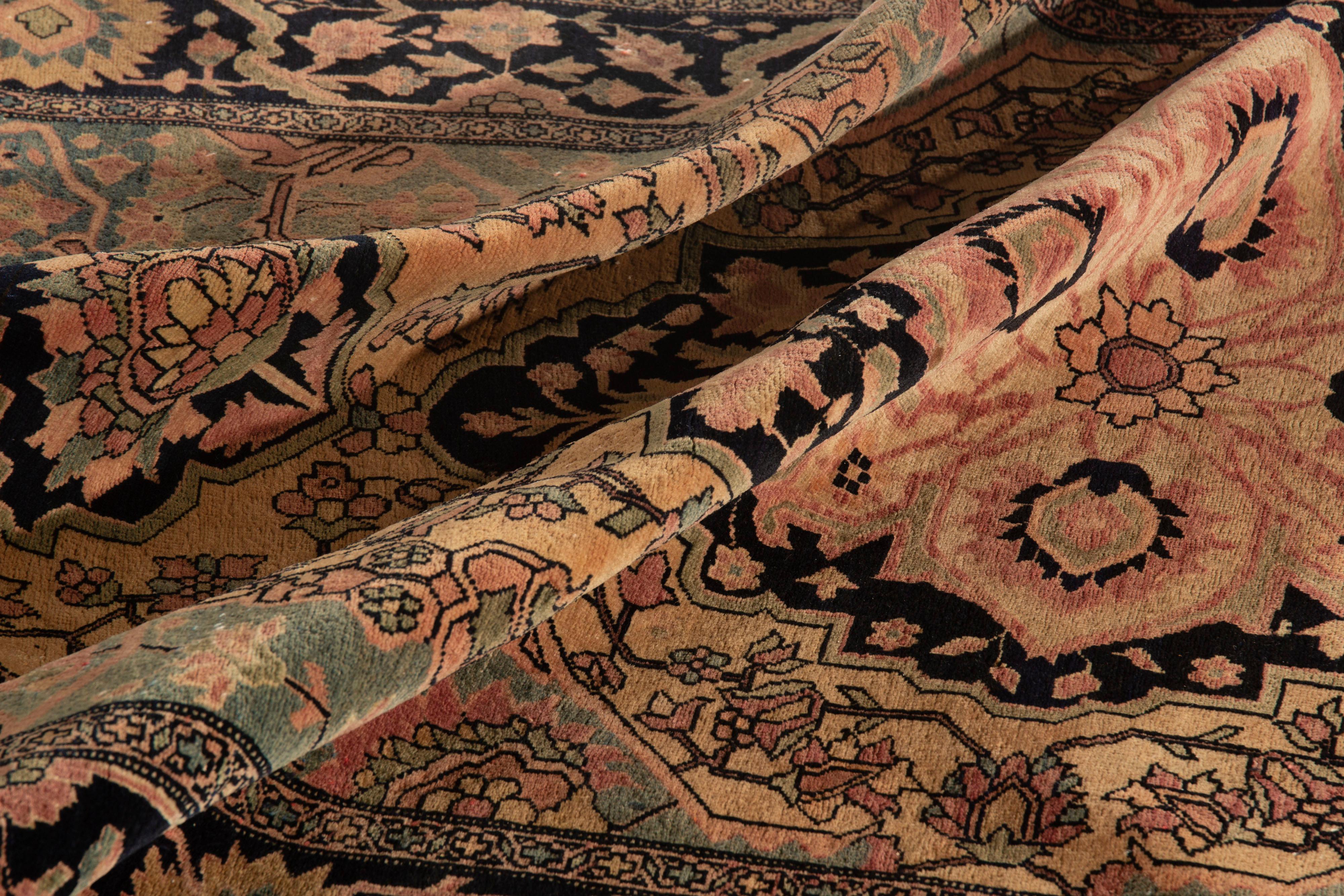 Antiker persischer Farahan-S Sarouk-Teppich, um 1880 im Zustand „Hervorragend“ im Angebot in Secaucus, NJ