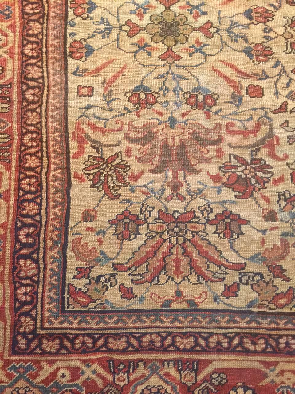 Antiker persischer Feraghan-Teppich, um 1890, 3,66 m x 4,66 m (Persisch) im Angebot
