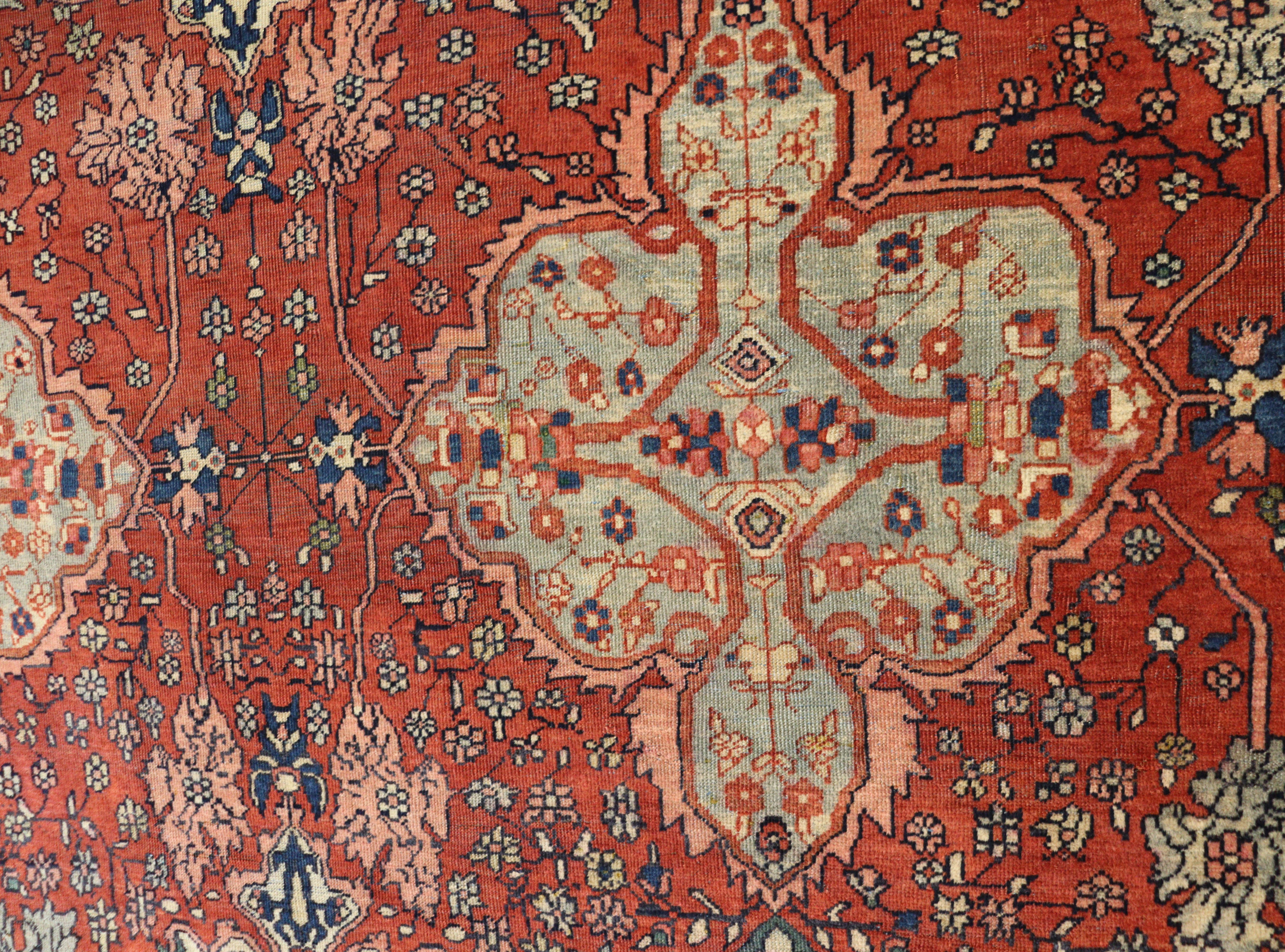 Antique Persian Feraghan Sarouk Carpet, c-1870 In Good Condition For Sale In Evanston, IL