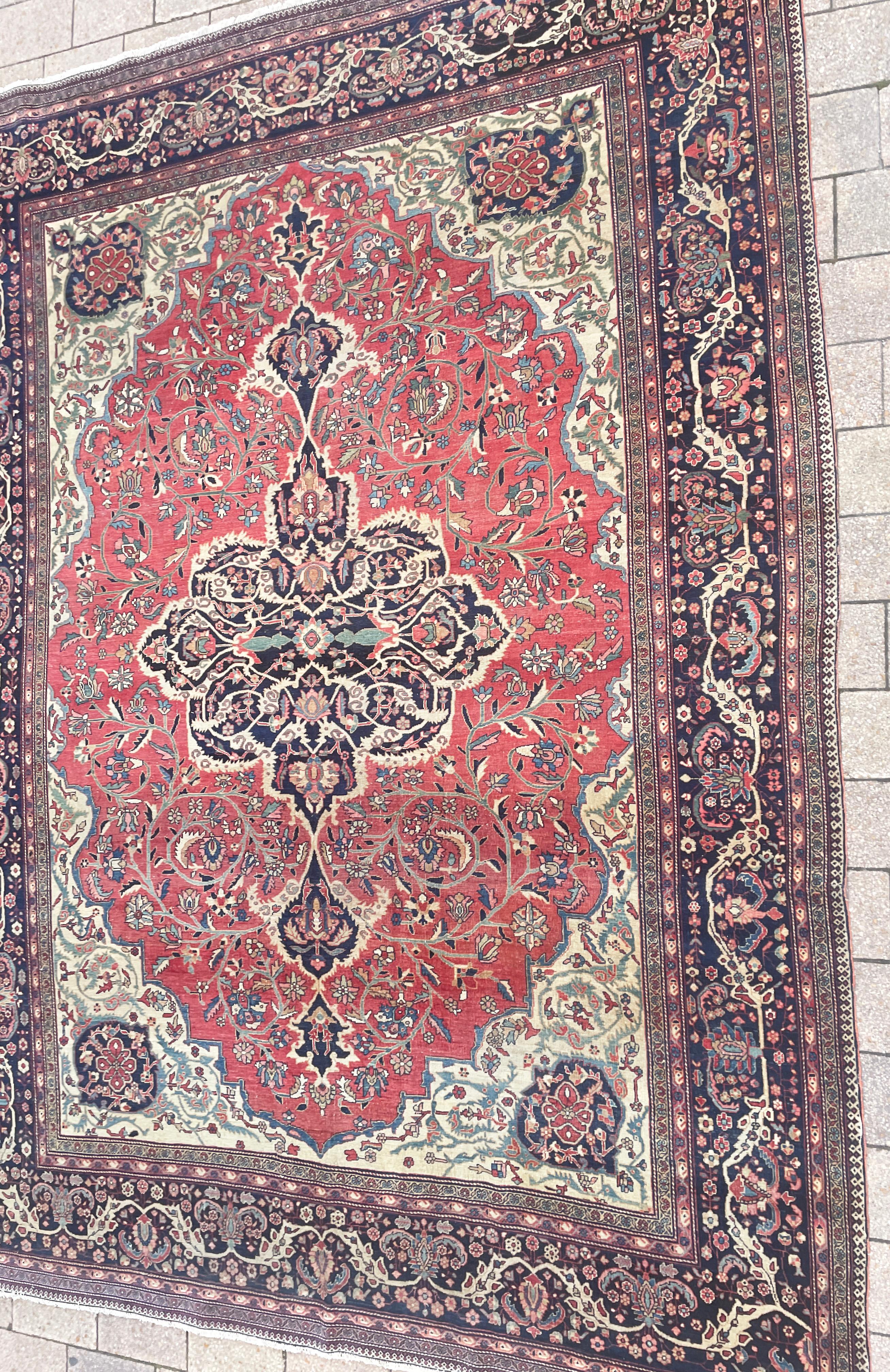 Antique Persian Feraghan Sarouk Carpet, Most Beautiful For Sale 4