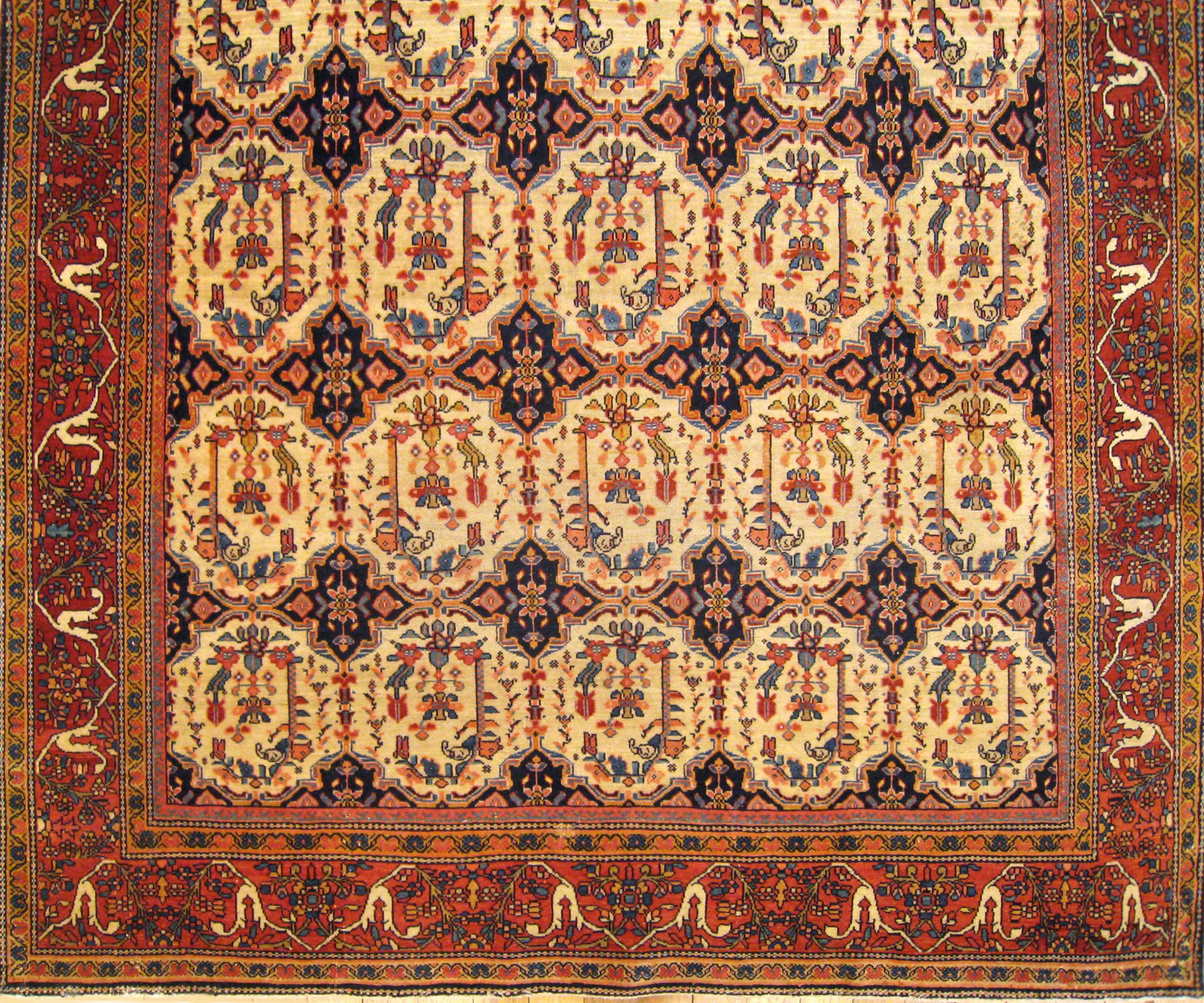 Antiker persischer Ferahan Sarouk- orientalischer Teppich aus Sarouk, in kleiner Größe mit elfenbeinfarbenen Kreisen (Persisch) im Angebot