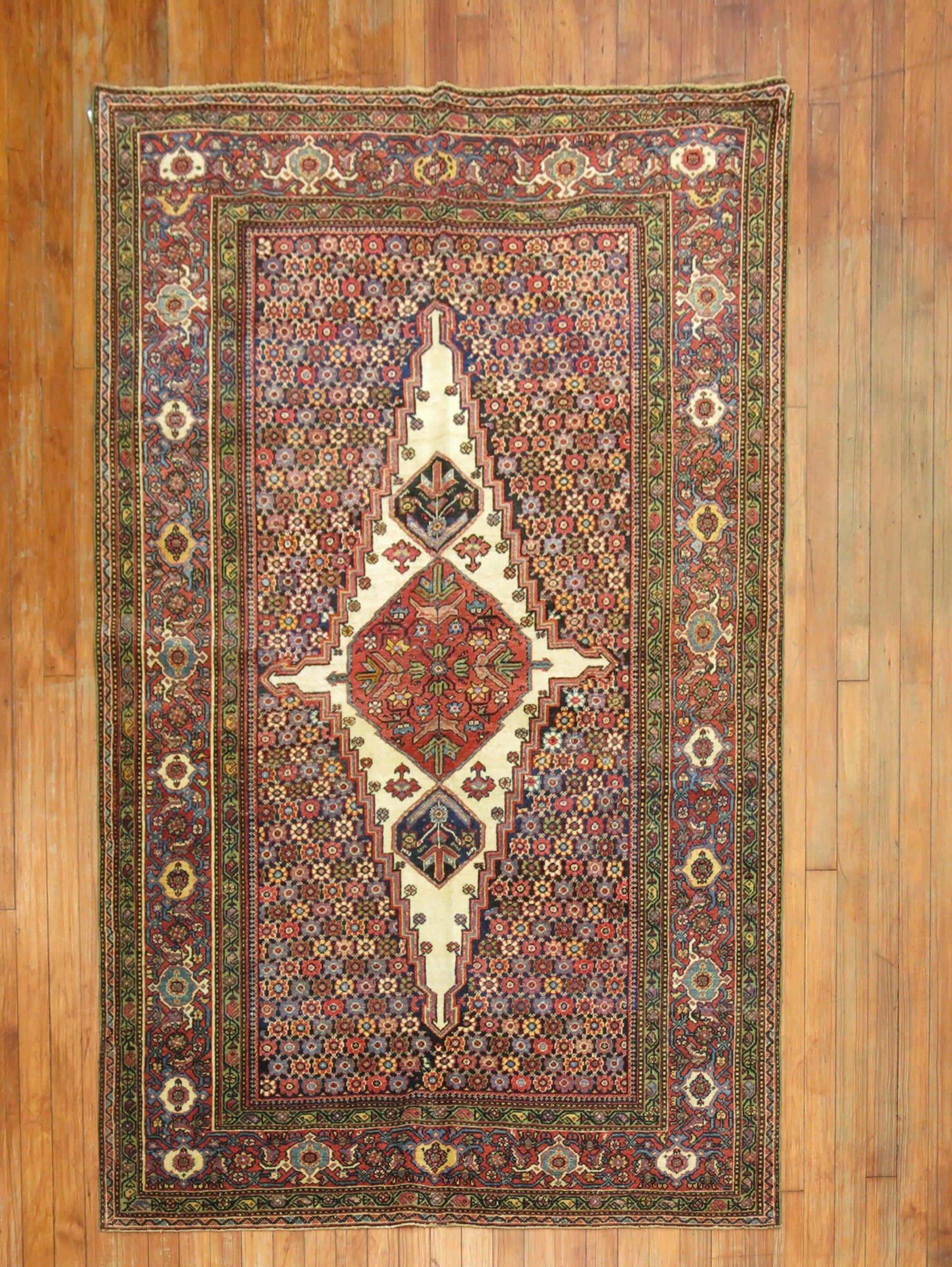 Antique Persian Fereghan Rug In Good Condition For Sale In New York, NY