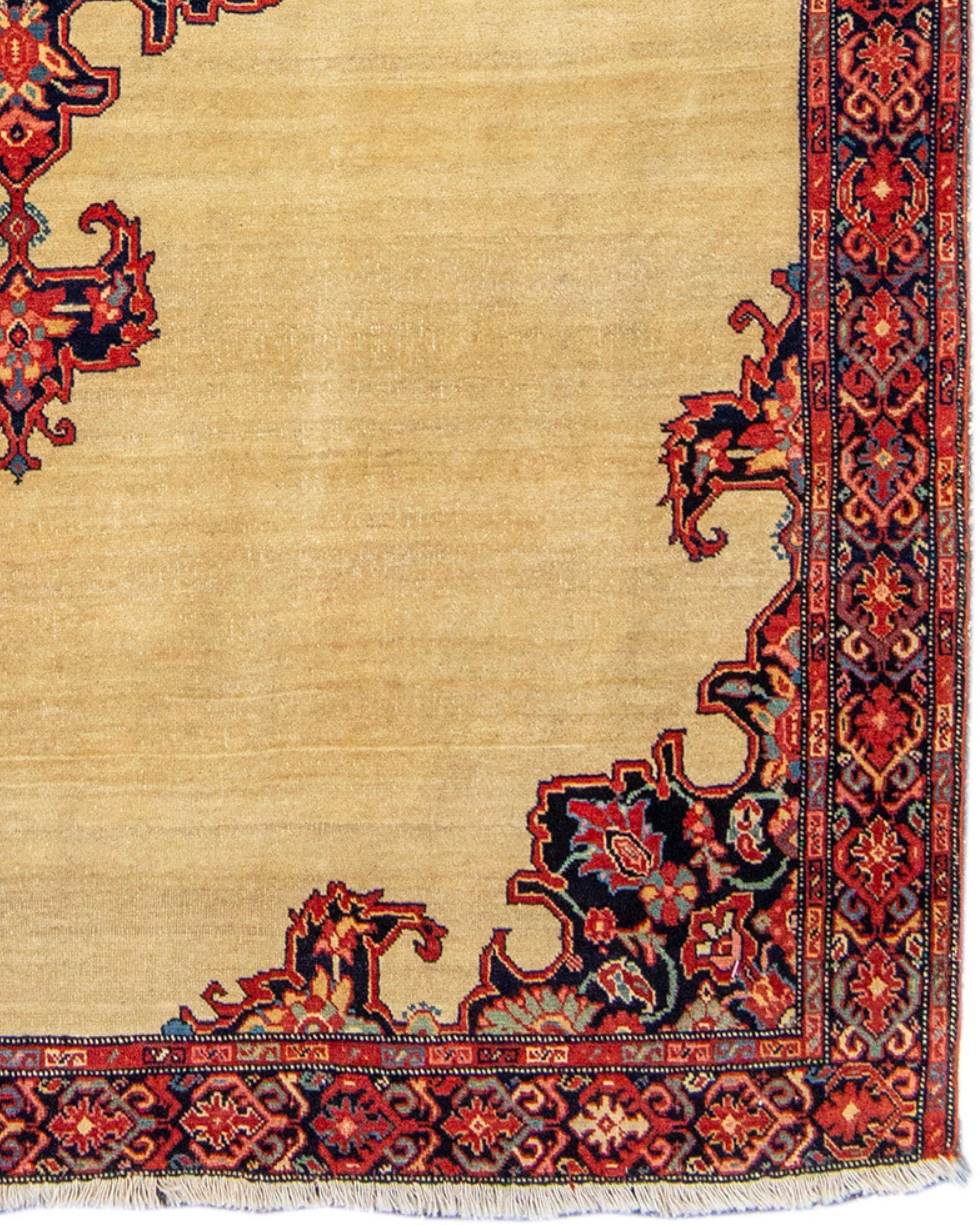 Antique Persian Fereghan Sarouk Rug, 19th Century In Excellent Condition For Sale In San Francisco, CA