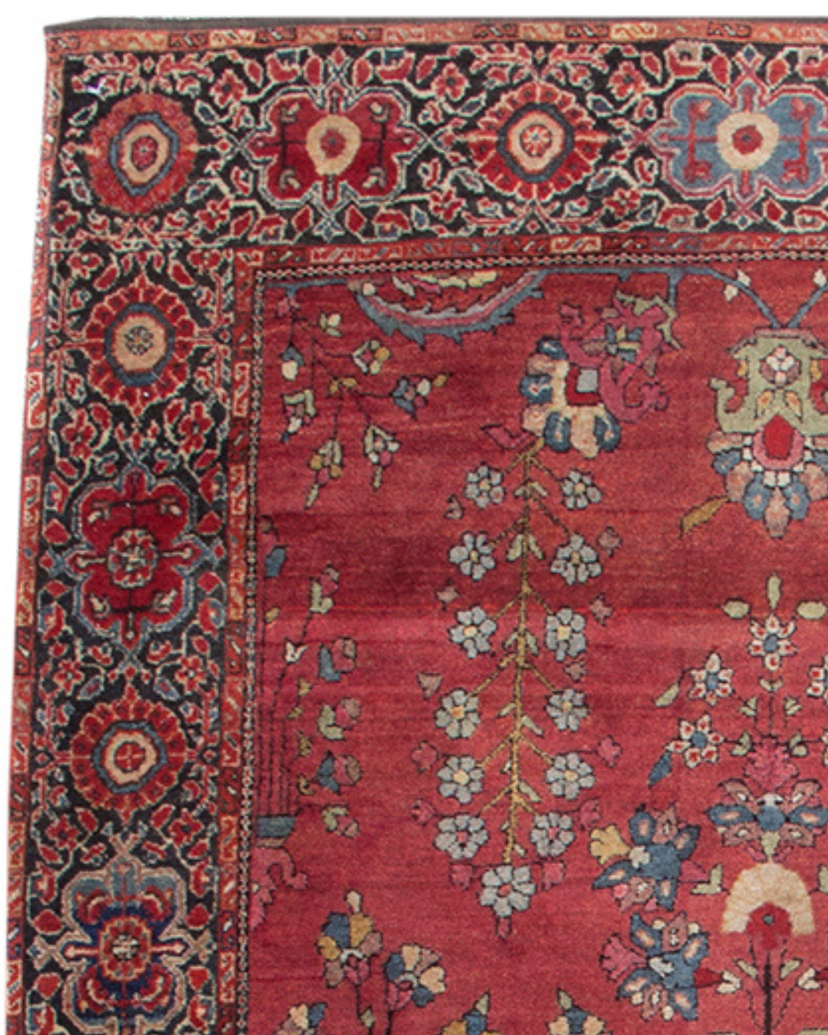 Hand-Knotted Antique Persian Fereghan Sarouk Rug, Early 20th Century For Sale