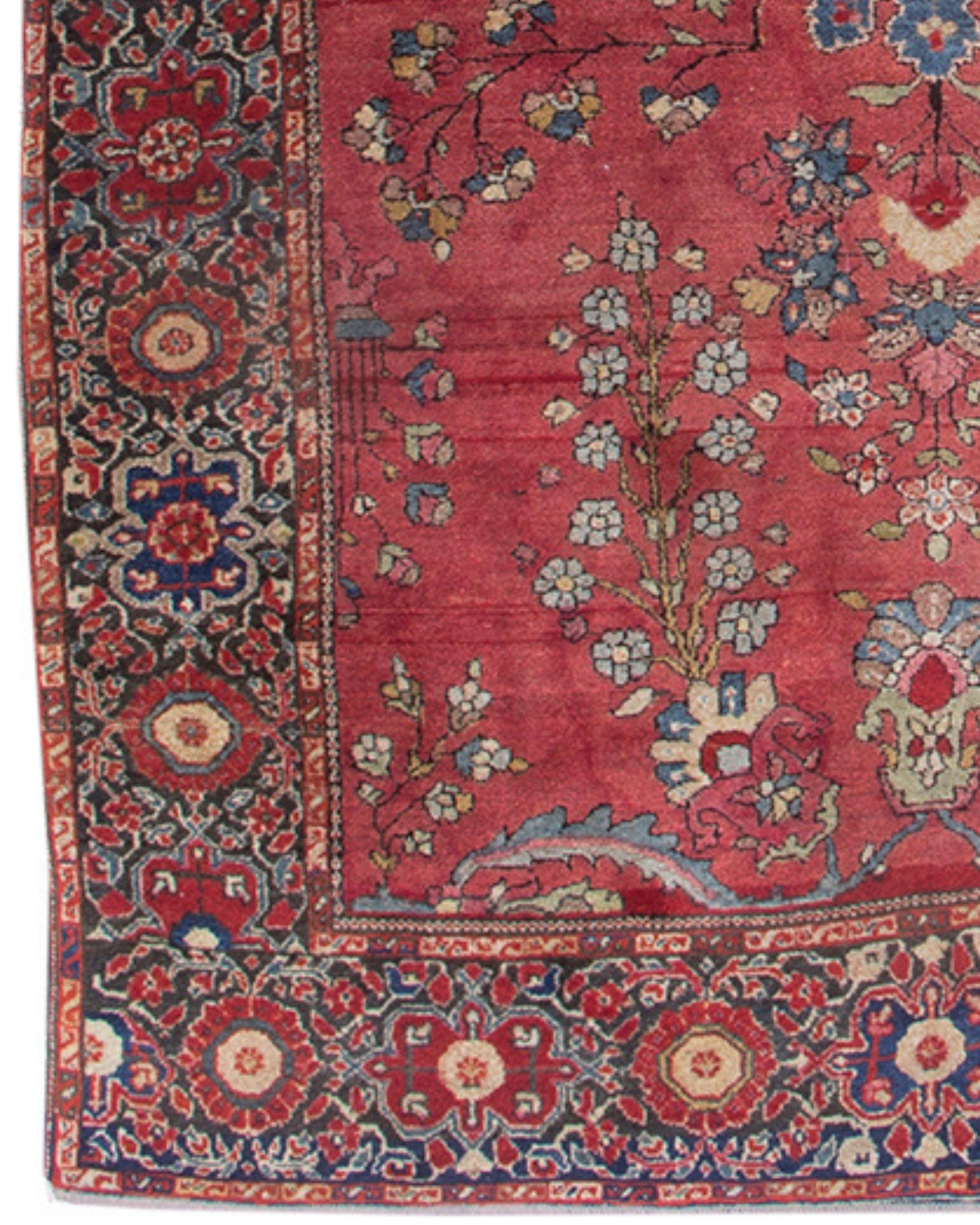 Antique Persian Fereghan Sarouk Rug, Early 20th Century In Excellent Condition For Sale In San Francisco, CA