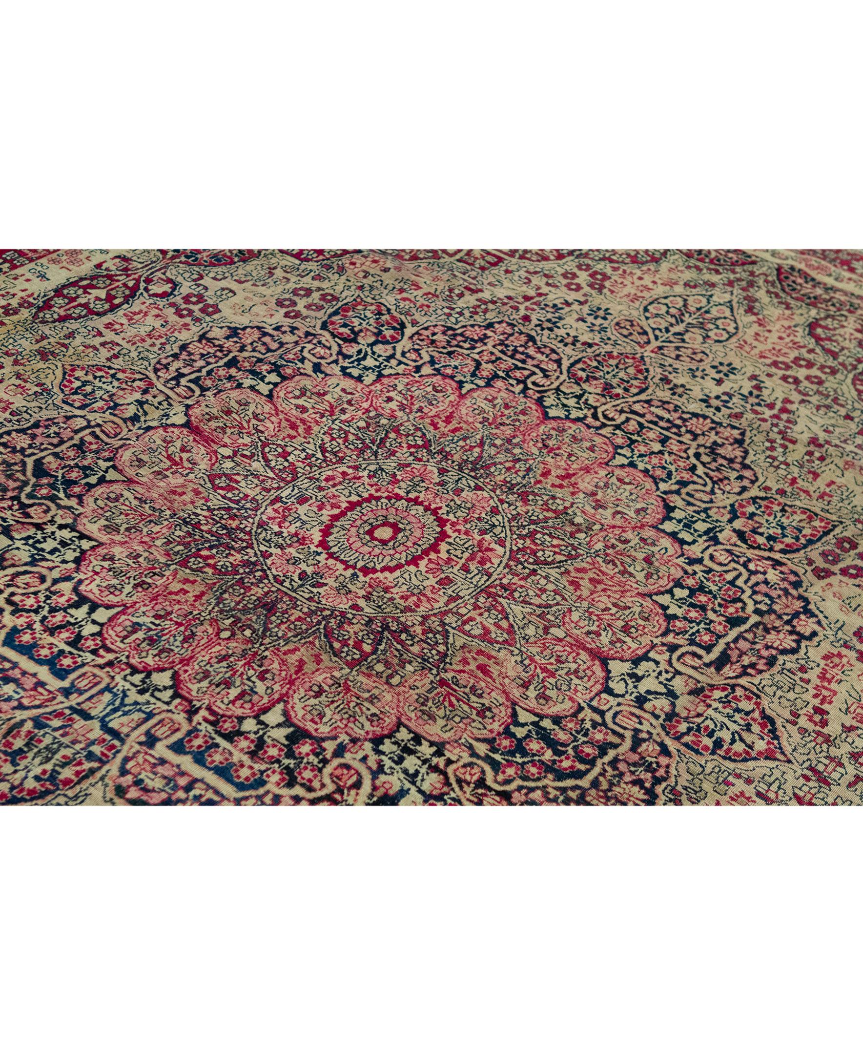   Antique Persian Fine Traditional Handwoven Luxury Wool Beige Rug. Size: 9'-5