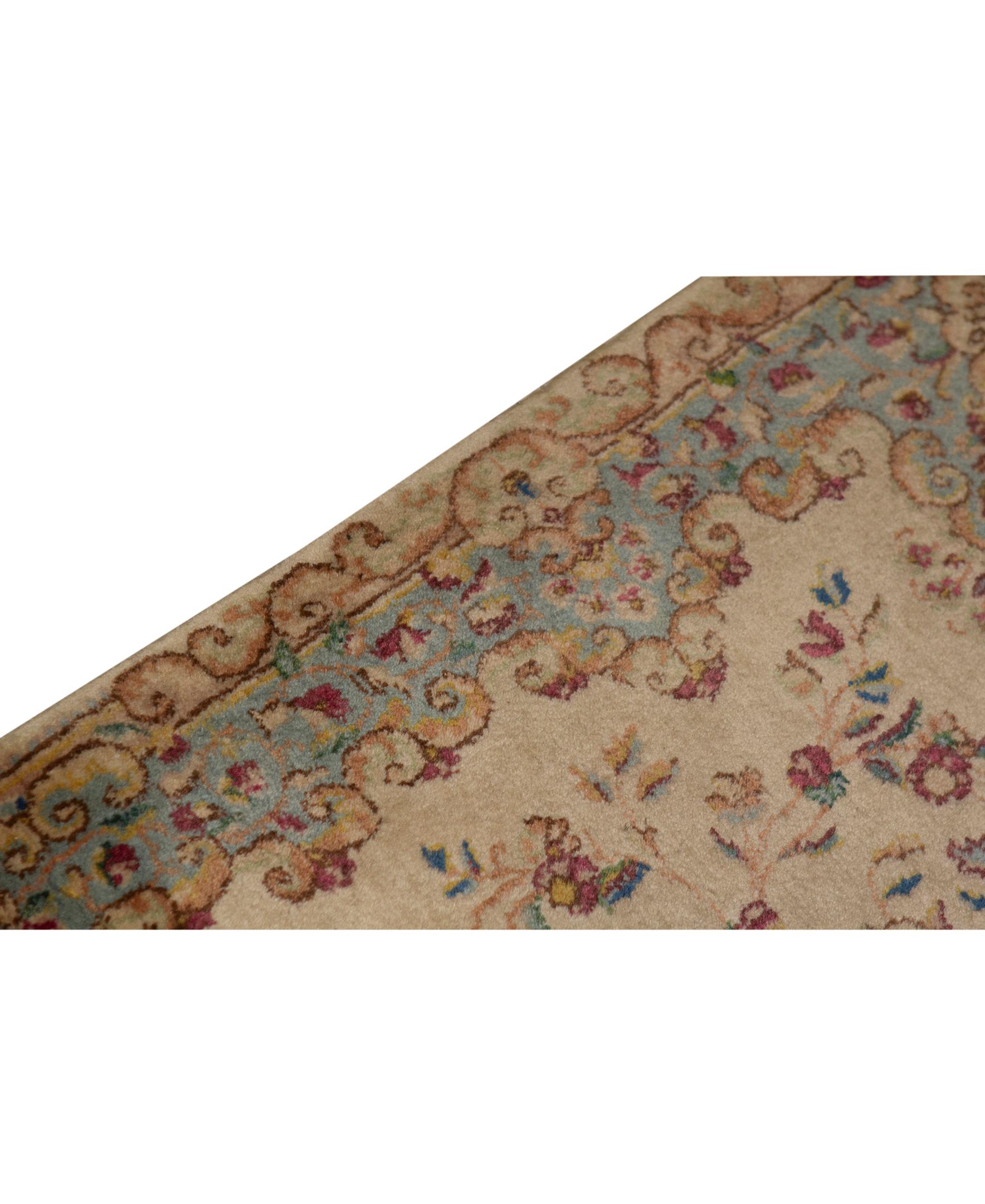 Other Antique Persian fine Traditional Handwoven Luxury Wool Ivory / Blue Rug For Sale