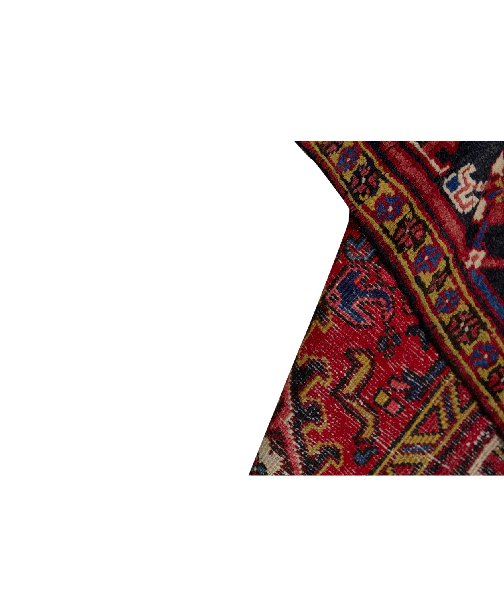 Heriz Serapi   Antique Persian Fine Traditional Handwoven Luxury Wool Red / Navy Rug For Sale