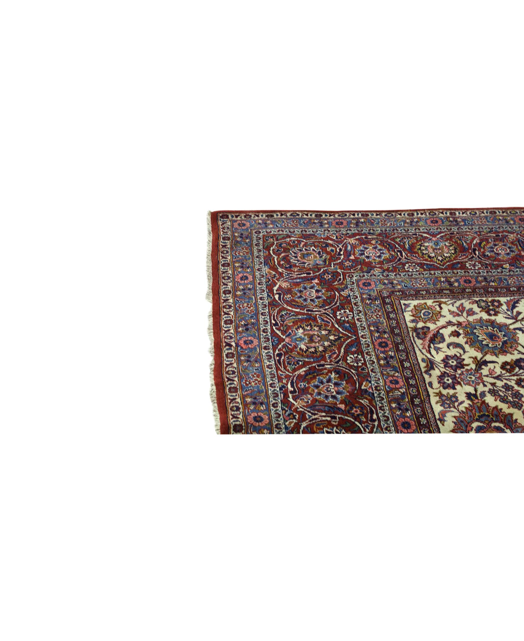 Kashan Antique Persian Fine Traditional Handwoven Luxury Wool Ivory / Red Rug For Sale