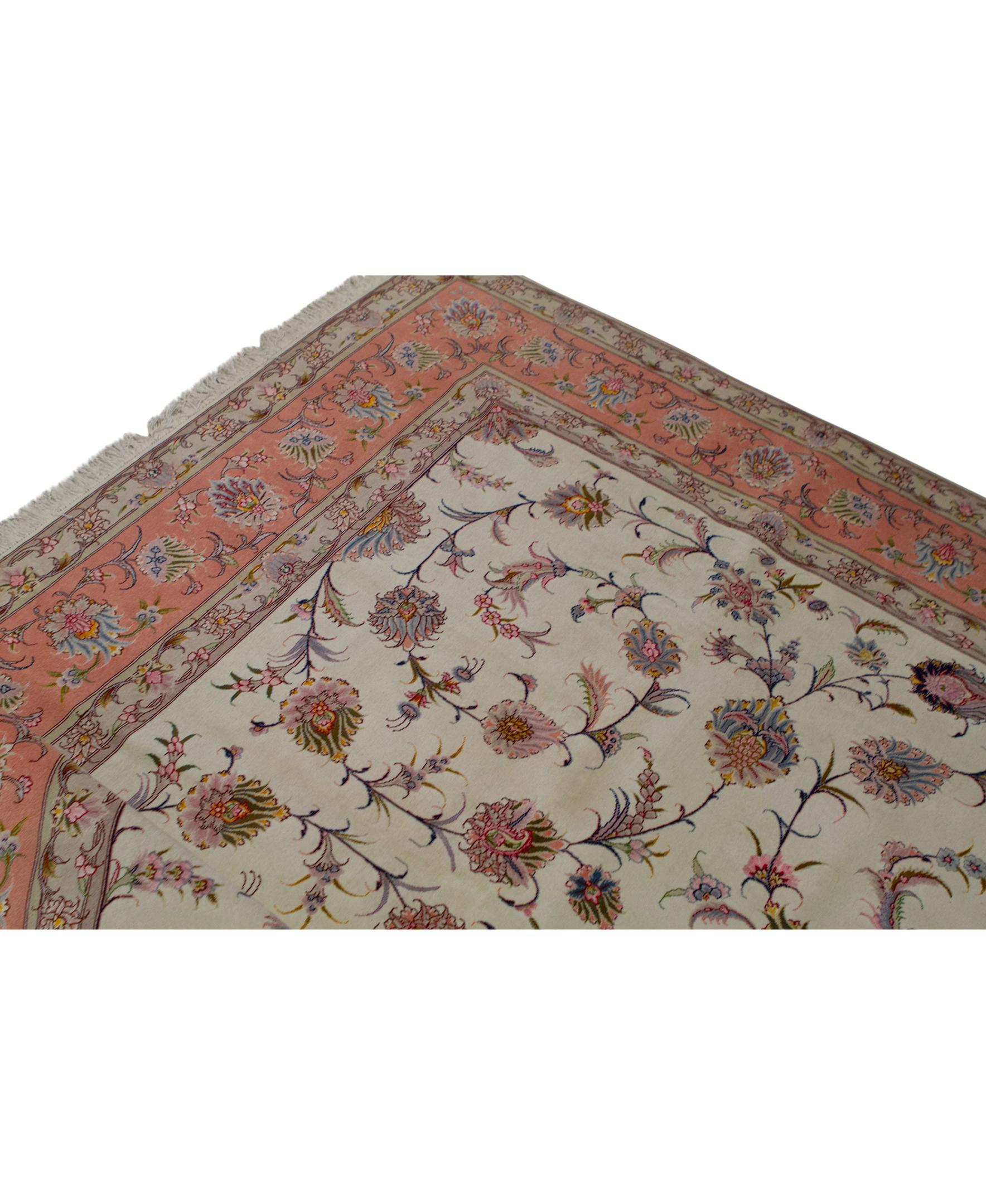 Hand-Woven Antique Persian Fine Traditional Handwoven Luxury Wool Ivory / Rose Rug For Sale