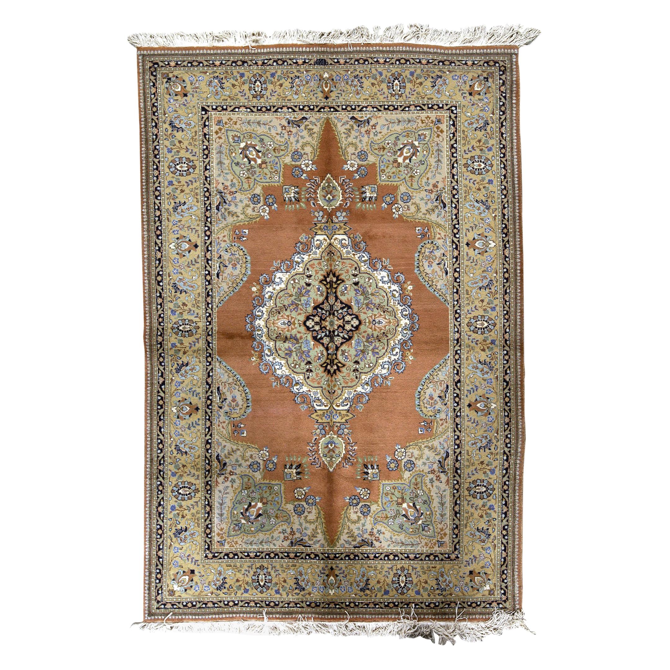 Antique Persian Fine Traditional Handwoven Luxury Wool  Ivory / Rust Rug For Sale