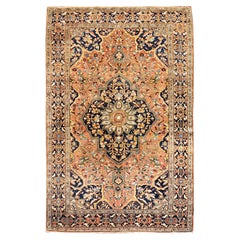Antiker persischer feiner handgewebter, luxuriöser Sarouk-Wollteppich in Rost / Marineblau 4' x 6'-8"