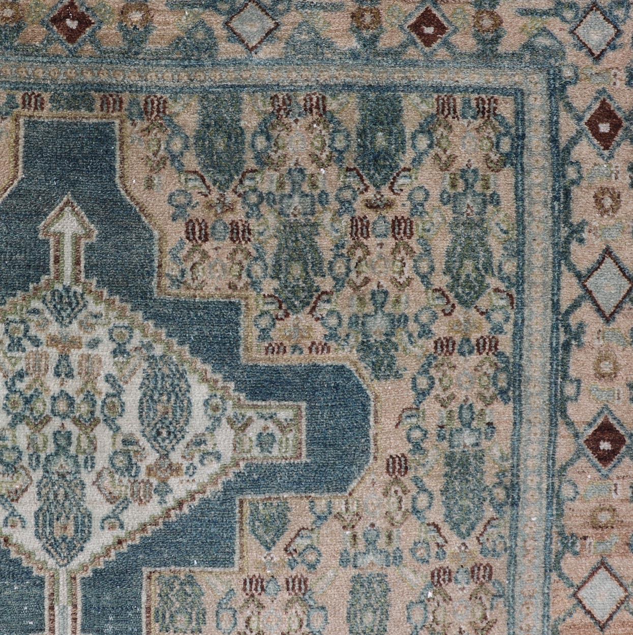 Ancien tapis persan fine Senneh avec médaillons 3'10 x 5'1 en vente 4