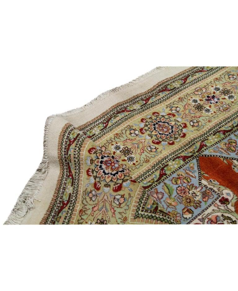 Tabriz Tapis persan ancien de luxe en laine fine traditionnelle tissée à la main couleur rouille et beige en vente